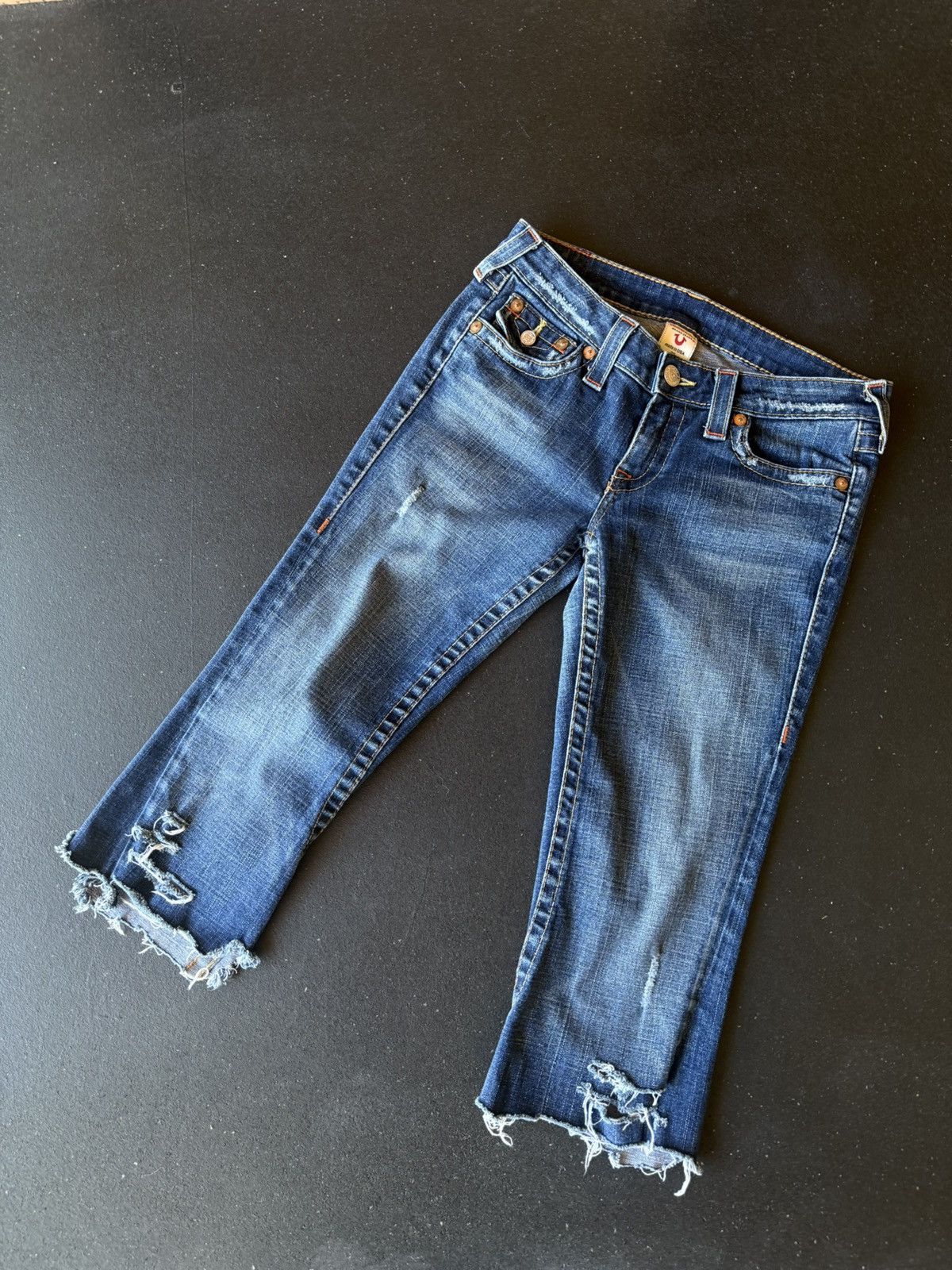 True Religion True Religion Women’s shin cut jeans Size 29” Size 29" - 3 Thumbnail