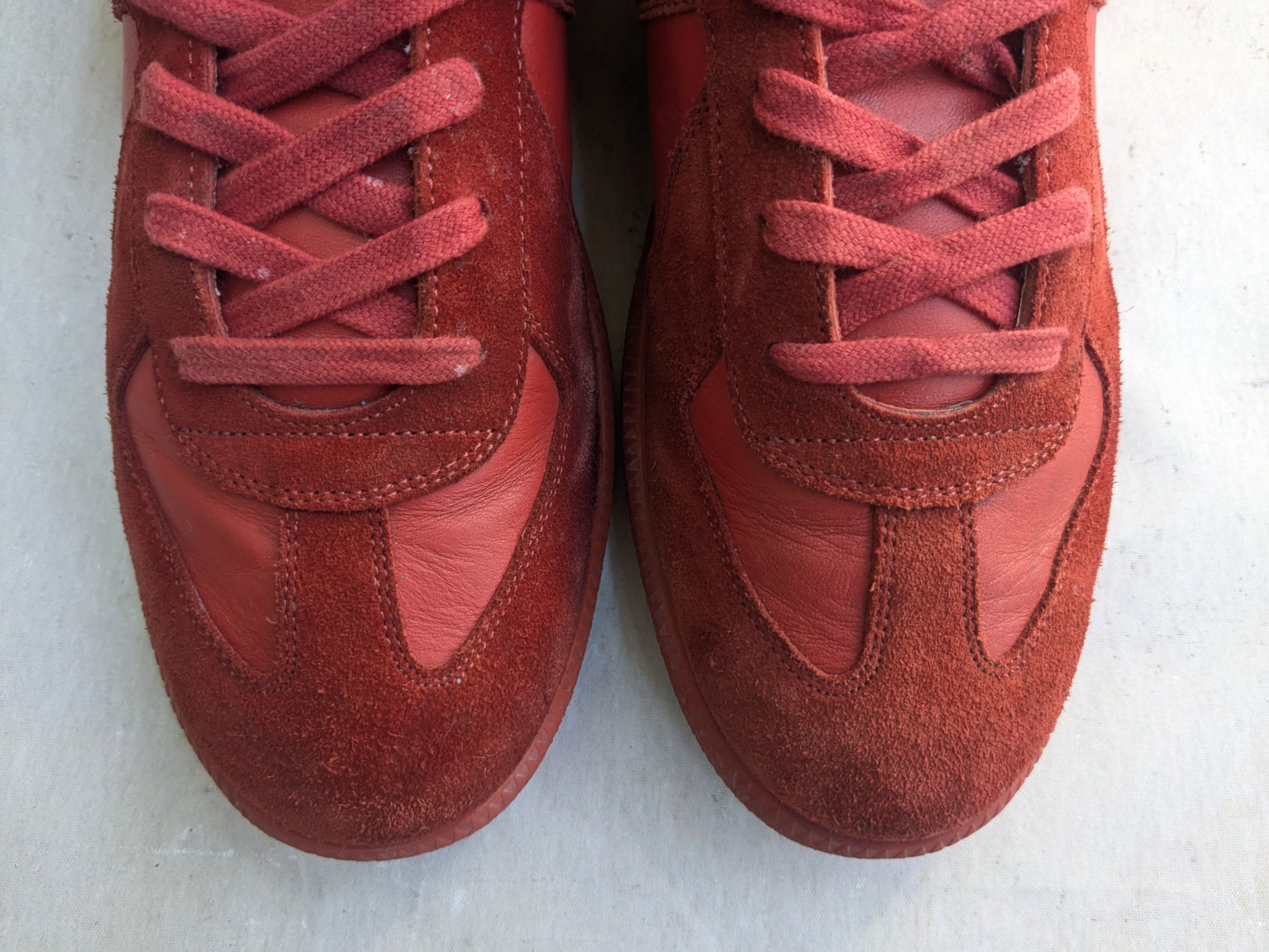 Maison Margiela Maison Margiela GAT Replica Red 12 45 Low Suede Size US 12 / EU 45 - 3 Thumbnail