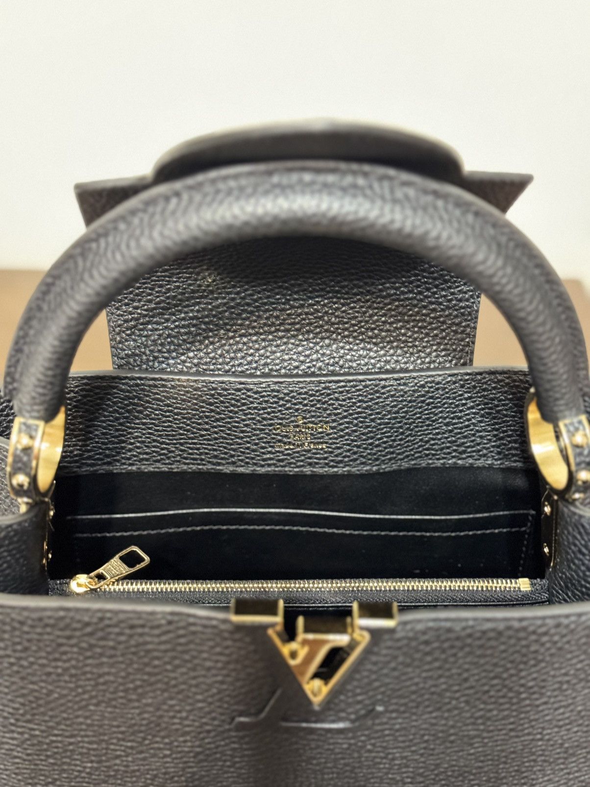 Louis Vuitton Bag Louis Vuitton Capuciness MM Size ONE SIZE - 3 Thumbnail