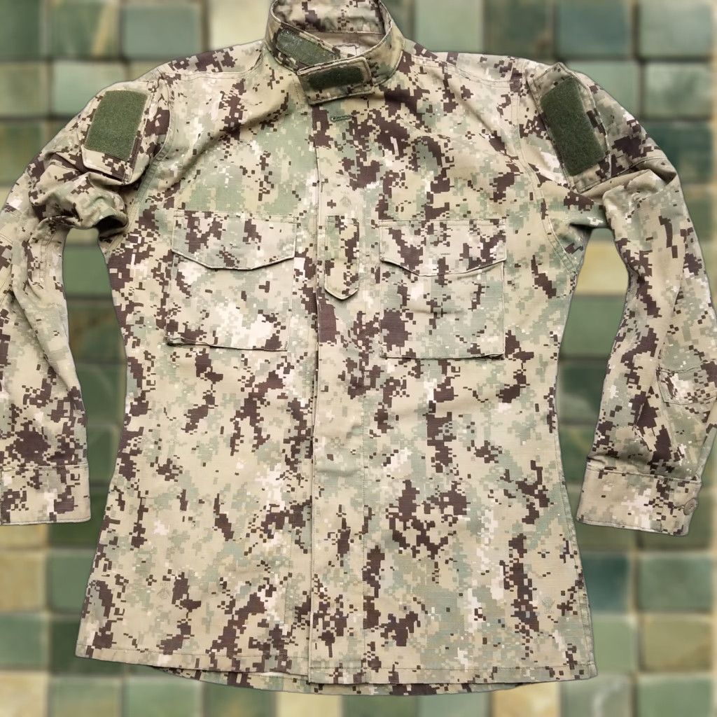 Vintage USN Jacket Womens Small Long Green Digital Camo Field Ripstop Canvas US Navy Shirt? Size S / US 4 / IT 40 - 1 Thumbnail