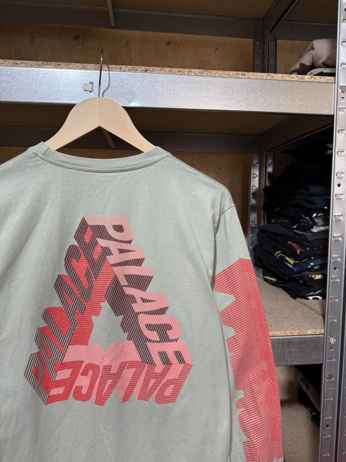 Palace Rare Palace P-3D Skate Gang Longsleeve T-Shirt Y2K Hype Size US L / EU 52-54 / 3 - 3 Thumbnail