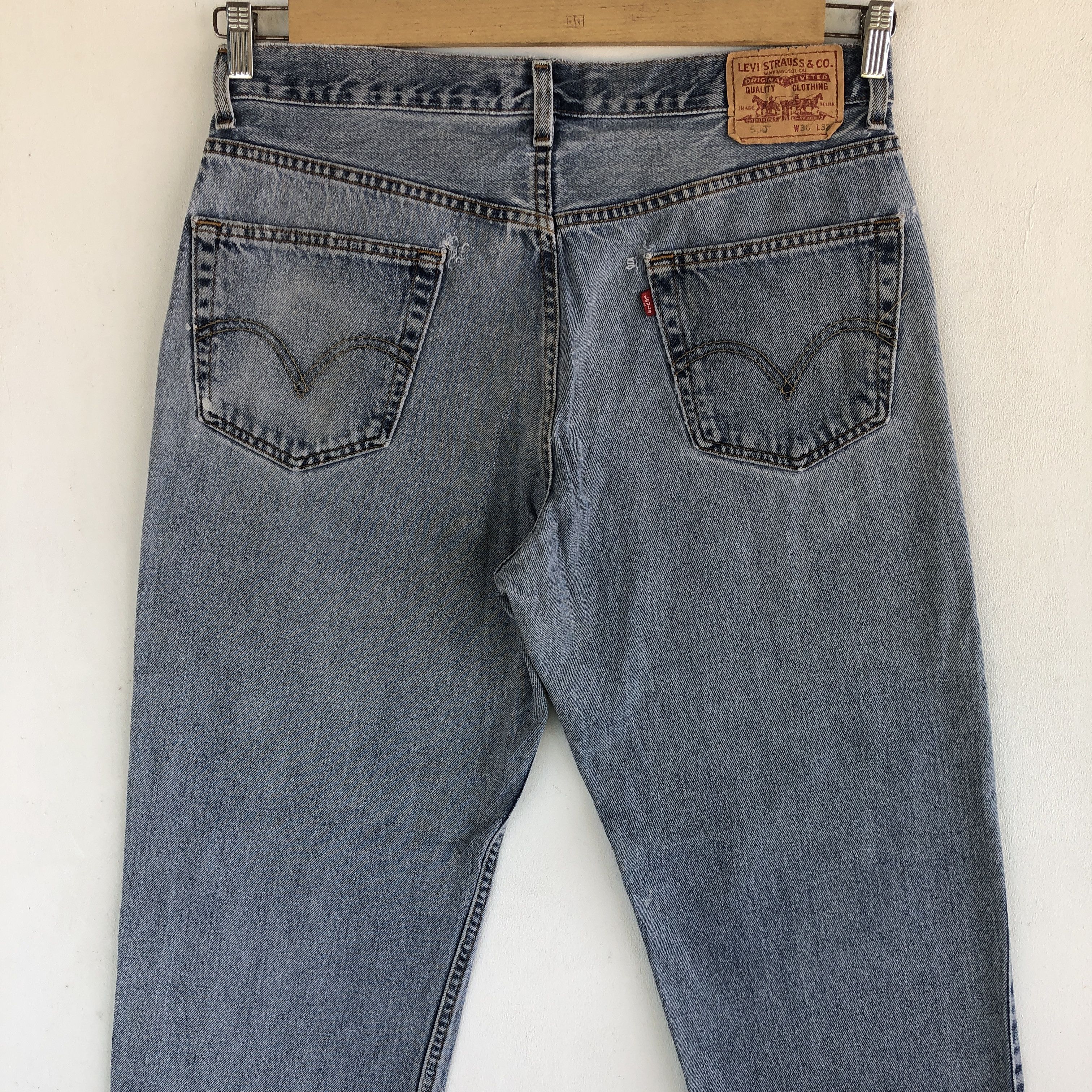 Levi's Vintage Levis Sun Faded Jeans Levi's 550 Light Wash Denim Size US 32 / EU 48 - 4 Thumbnail