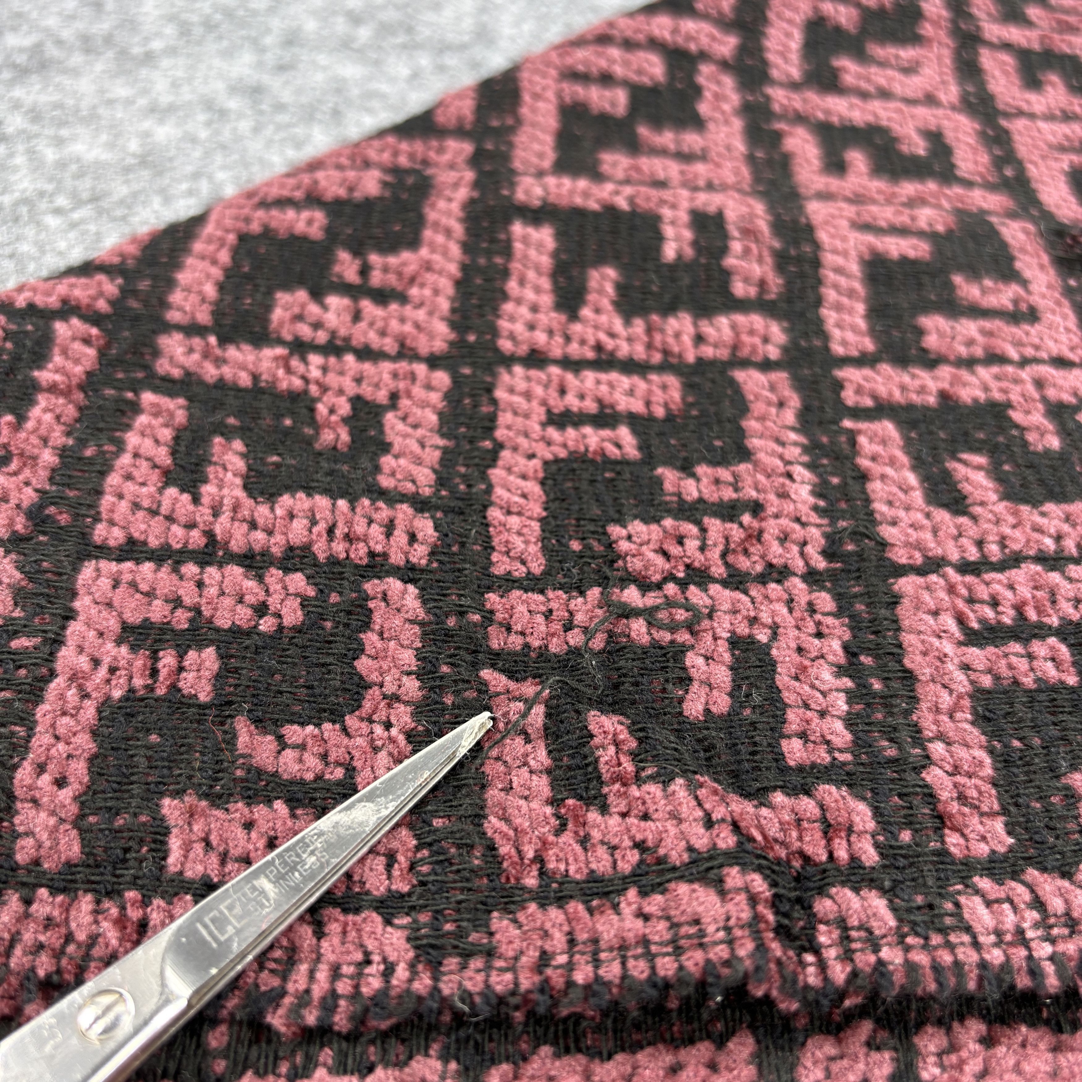 Fendi × Vintage GF10709 Fendi Scarf Neck Wear Muffler Nova Check Size ONE SIZE - 8 Thumbnail