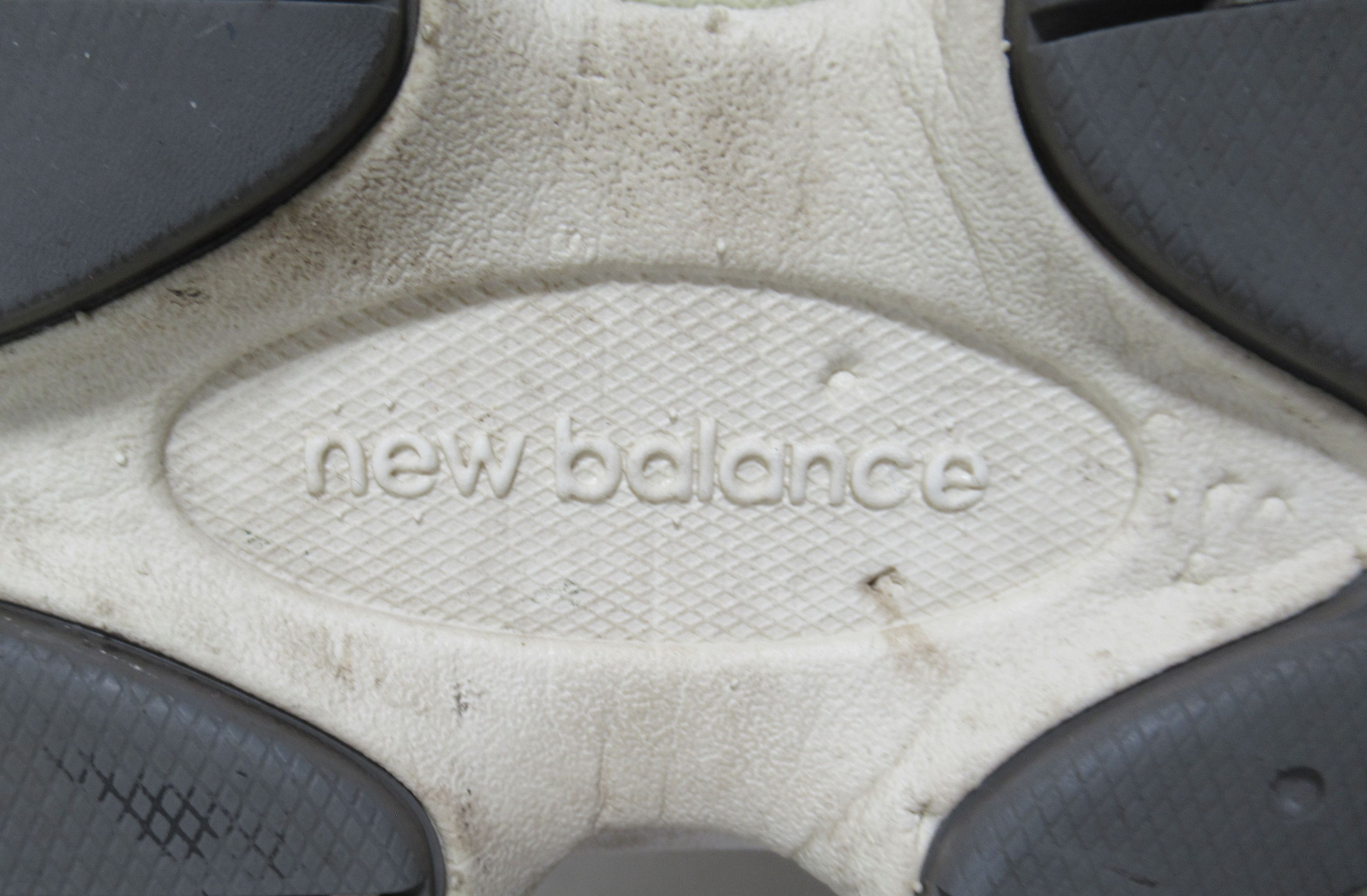 New Balance New Balance 9060 Sea Salt U9060ECA Shoes Gray White Size US 9.5 / EU 42-43 - 8 Thumbnail