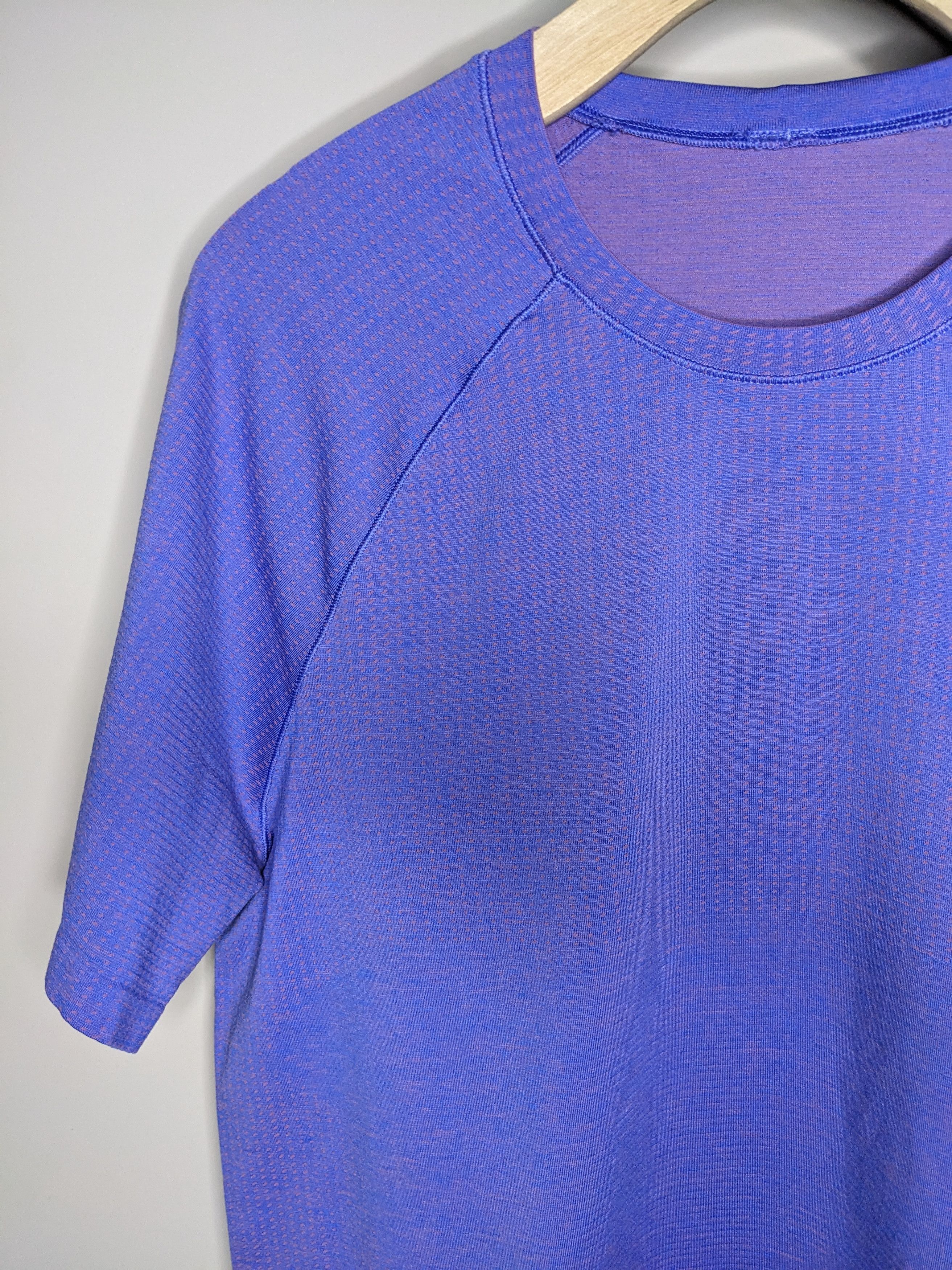 Lululemon Lululemon Metal Vent Tech Short Sleeve Shirt Large Blue Size US L / EU 52-54 / 3 - 3 Thumbnail