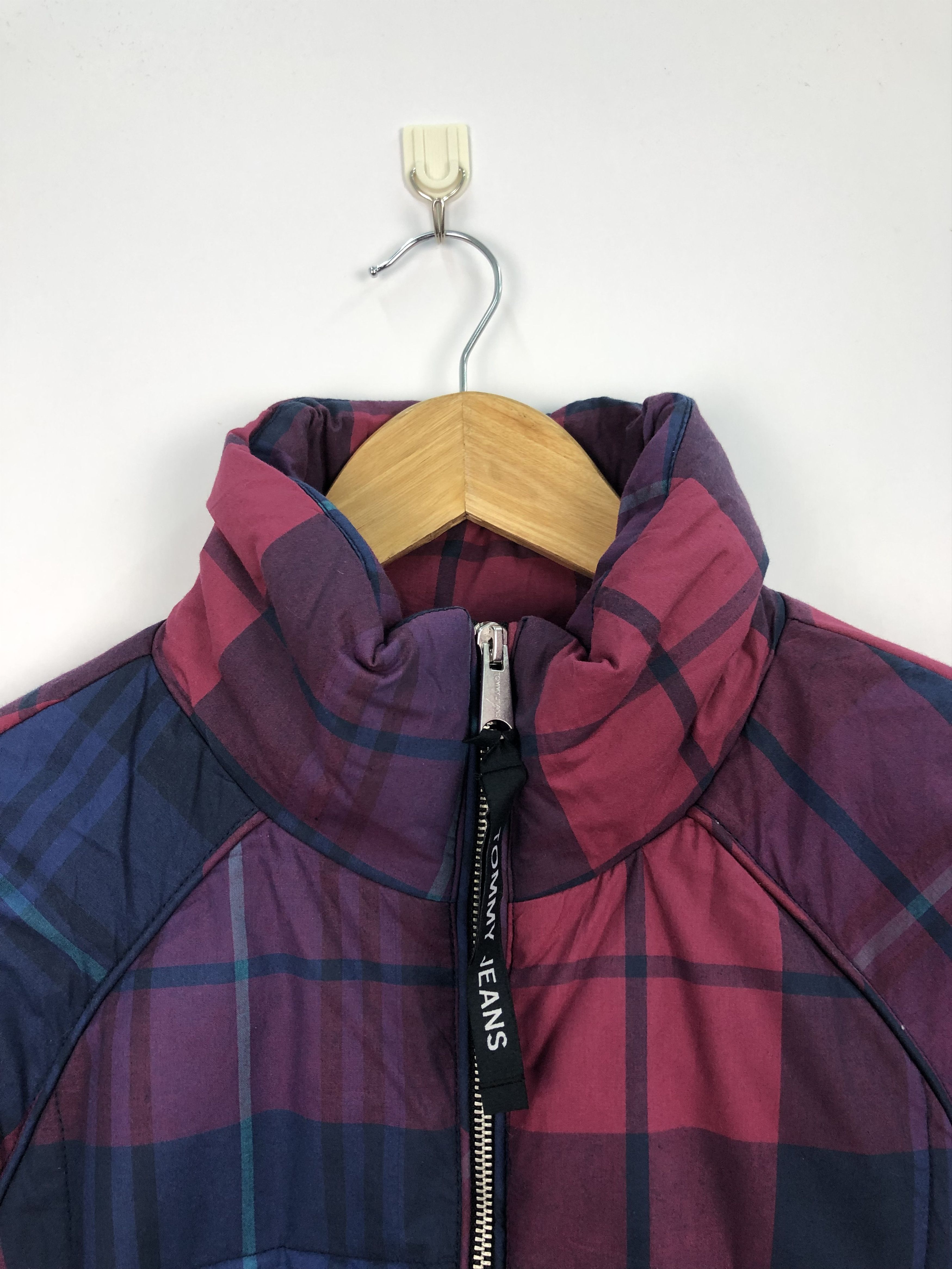 Tommy Hilfiger Vintage Tommy Jeans Puffer Down Jacket Multicolour J0107 Size US S / EU 44-46 / 1 - 6 Thumbnail