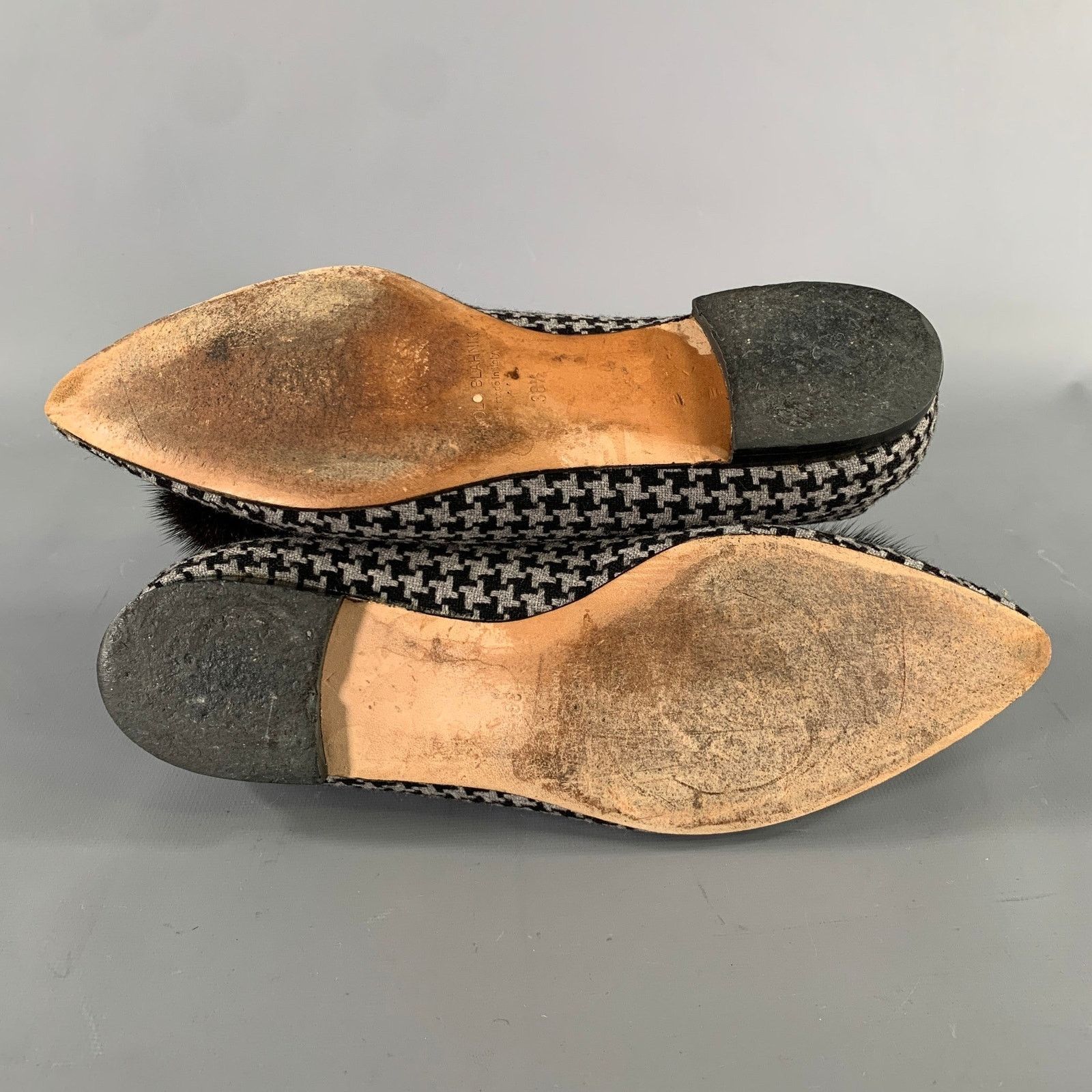 Manolo Blahnik MANOLO BLAHNIK Size 8.5 Houndstooth Ballerina Flats Size US 8.5 / IT 38.5 - 6 Thumbnail