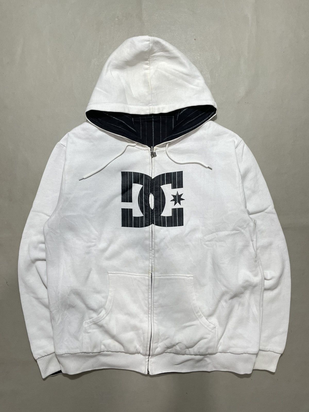 DC RARE Vintage DC Big Logo Hoodie Reversible Size US XL / EU 56 / 4 - 1 Thumbnail