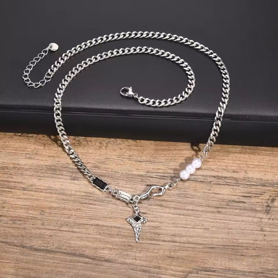 Jewelry Black Star Pendant Necklaces Size ONE SIZE - 3 Thumbnail