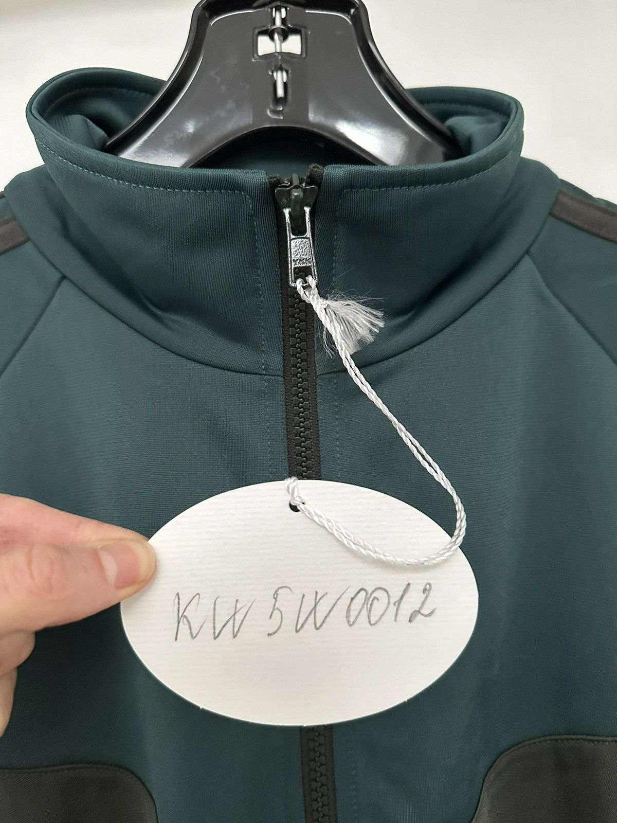 Kanye West × Yeezy Sample Unreleased Yeezy Season 5 Blue/Green Jumpsuit Size 30" / US 8 / IT 44 - 13 Thumbnail