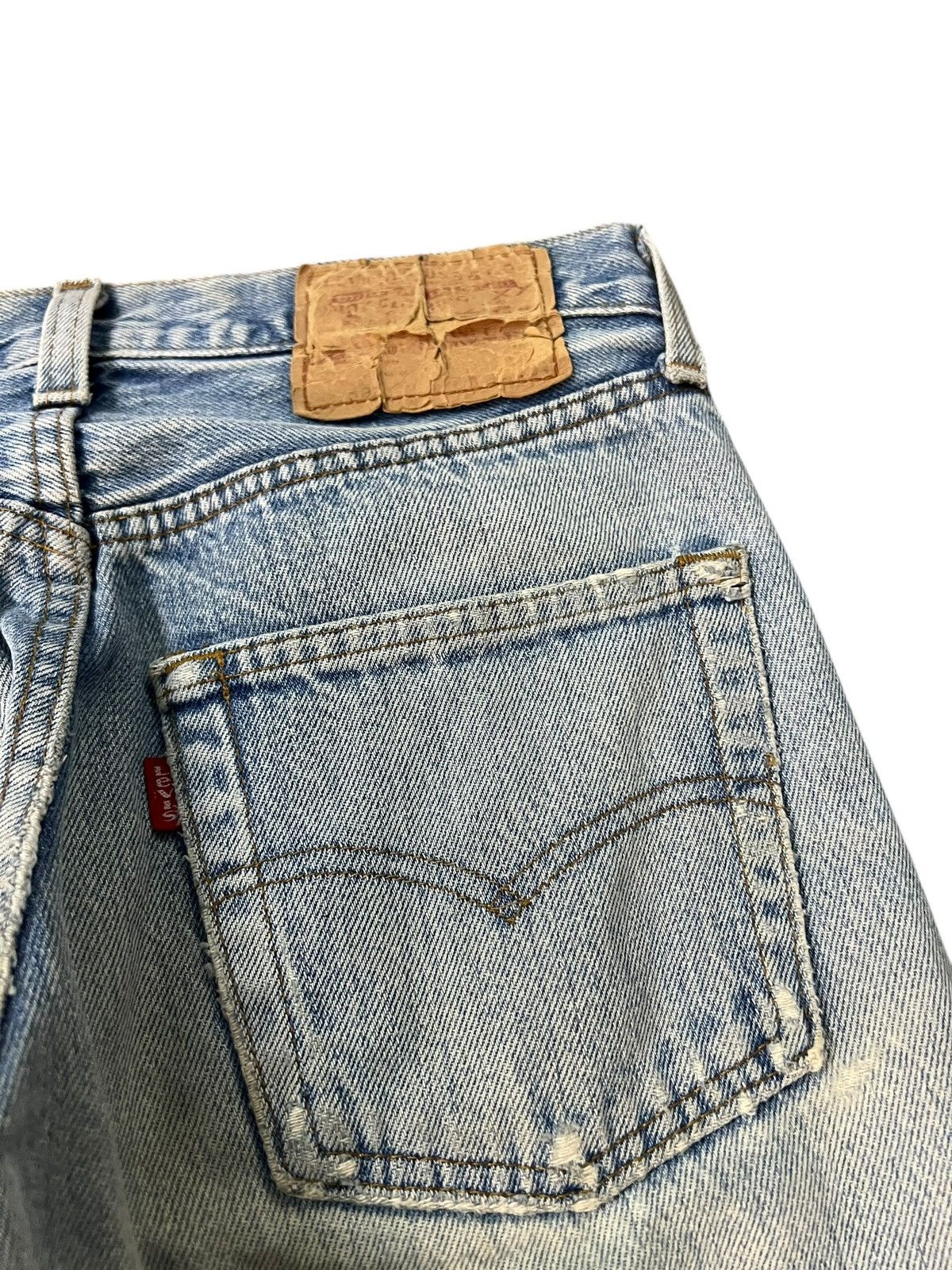 Levi's 80’s Levis 501 Distress Faded Jean Size US 26 / EU 42 - 14 Thumbnail
