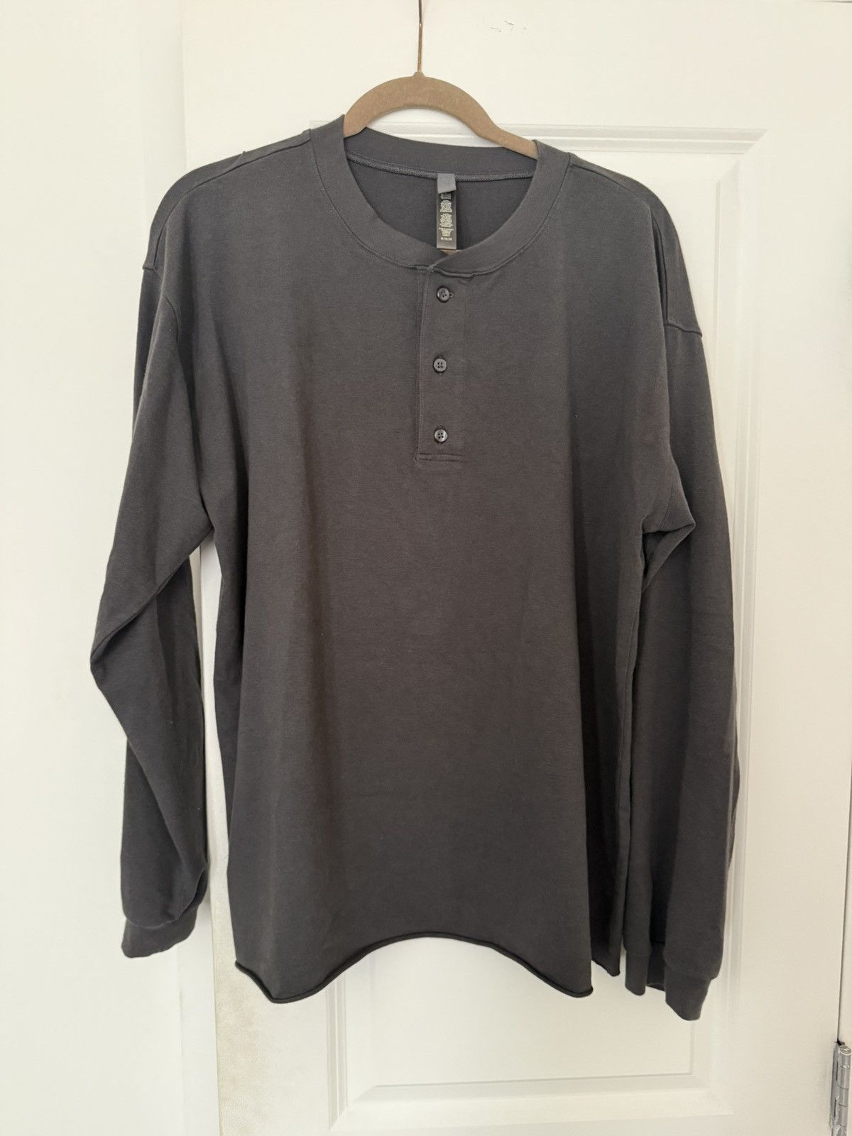 SKIMS HENLEY SHIRT