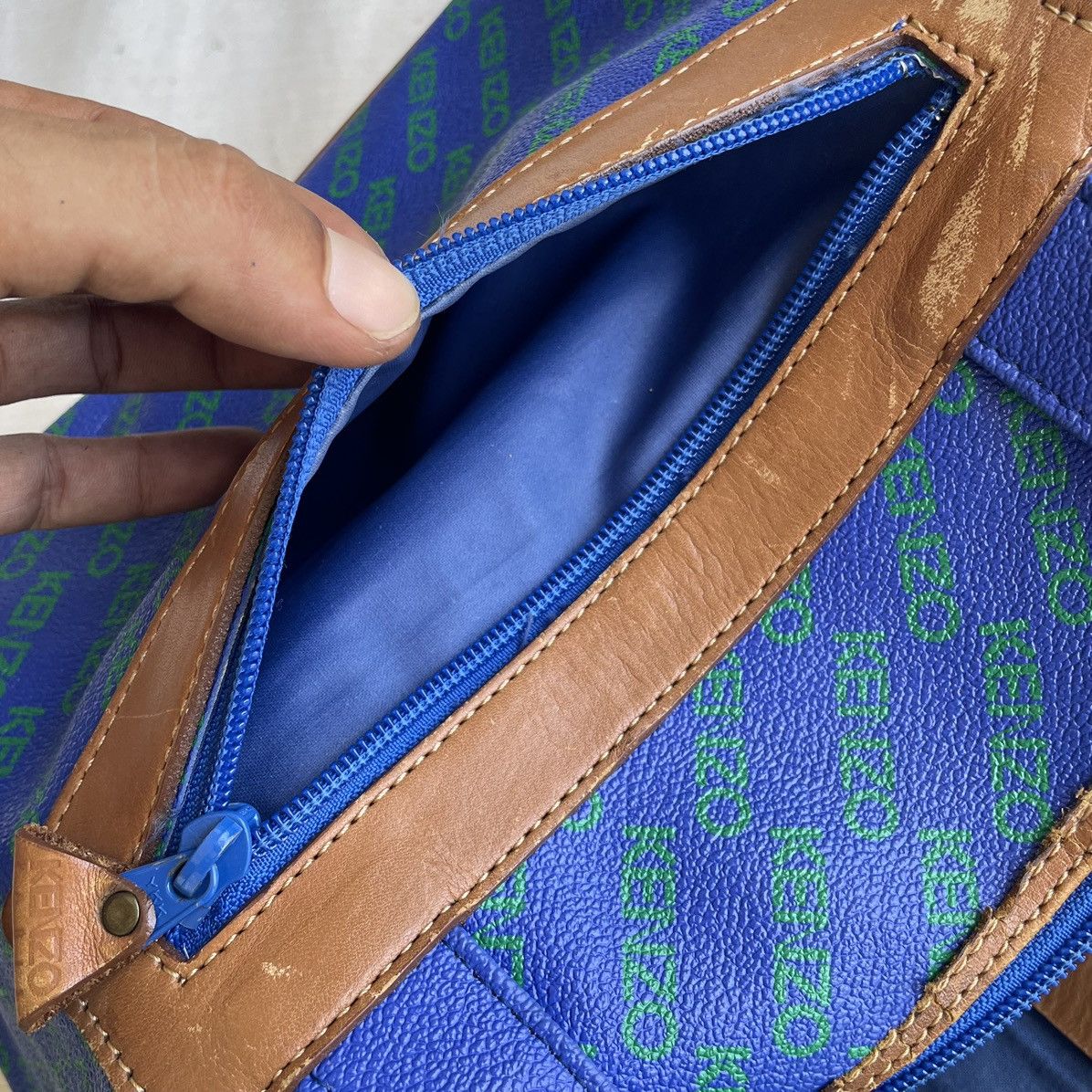 Kenzo Vintage Kenzo Paris Full Print Shoulder Bag Size ONE SIZE - 14 Thumbnail