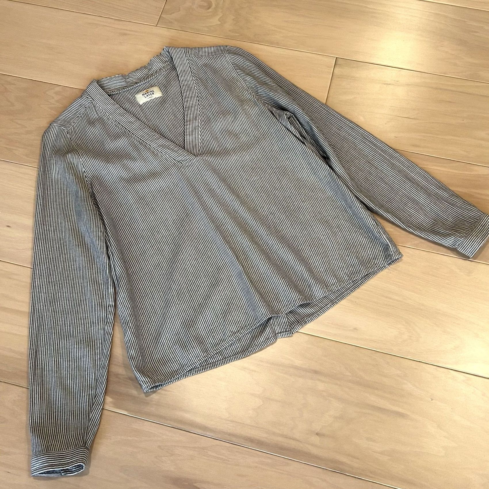 Marine Layer VINTAGE Marine Layer Blouse Tunic Long Sleeve V-Neck Striped XS Women’s Size XS / US 0-2 / IT 36-38 - 2 Thumbnail