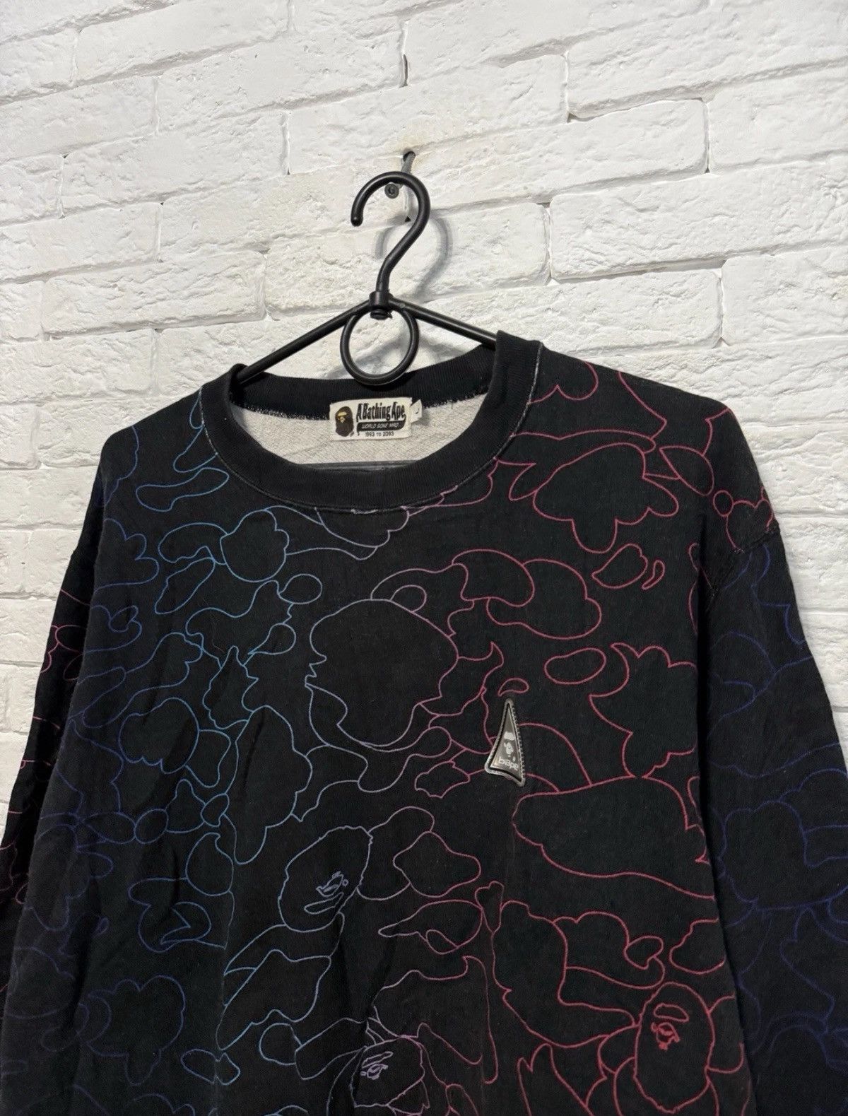 Bape VTG A Bathing Ape Camo Sweatshirt Zip Logo Camouflage Bape Size US L / EU 52-54 / 3 - 2 Thumbnail