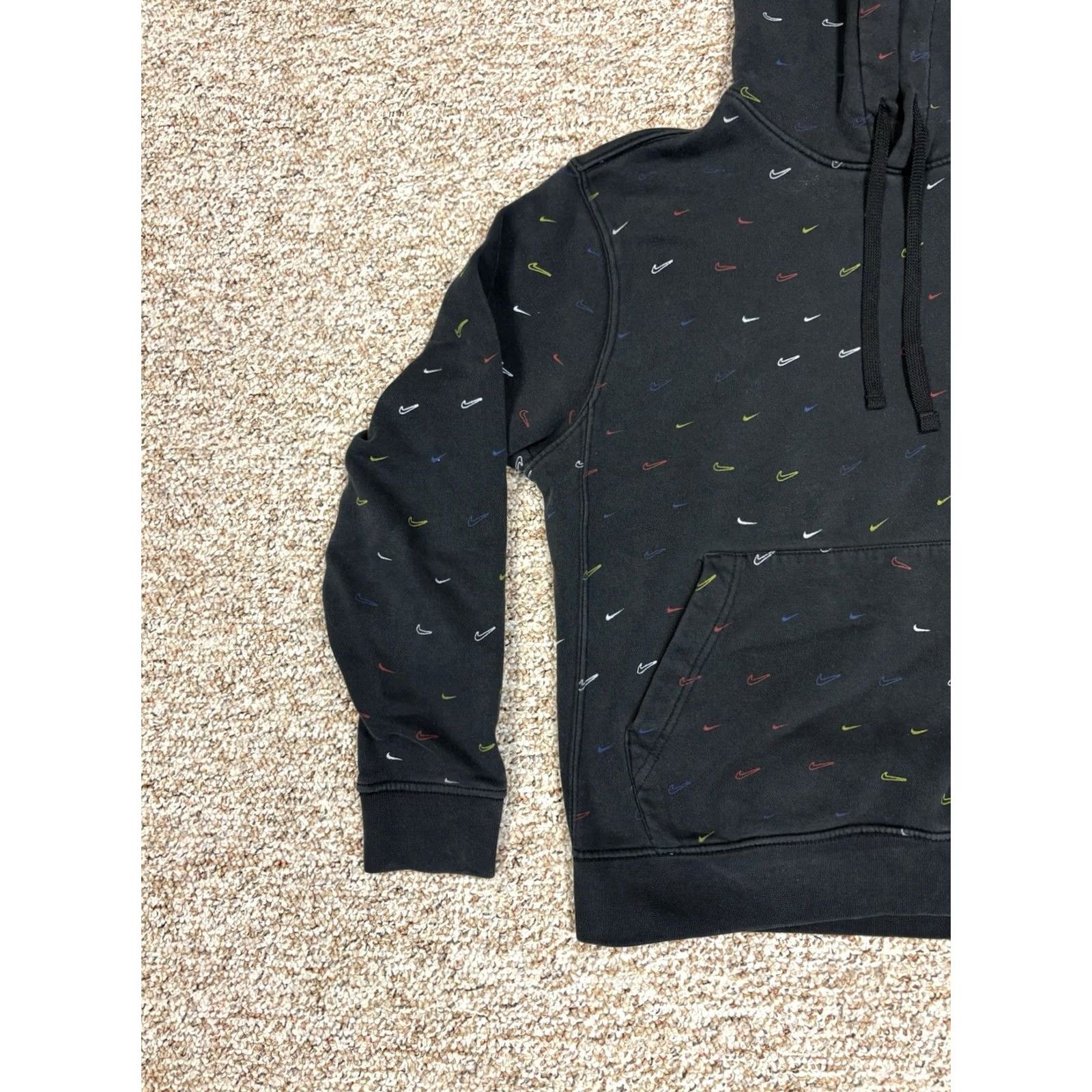 Nike Nike All Over Print Multicolor Swoosh Sweatshirt Hoodie S Black Mens Size US S / EU 44-46 / 1 - 2 Thumbnail