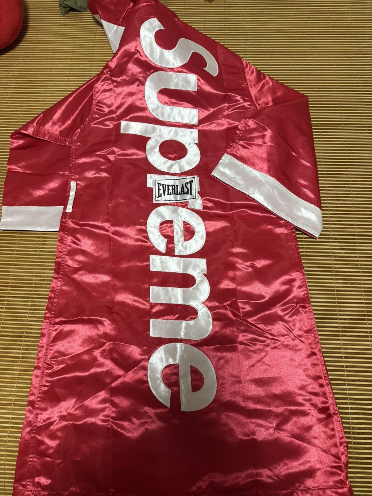 Supreme Supreme everlast satin hooded boxing robe Size US M / EU 48-50 / 2 - 3 Thumbnail