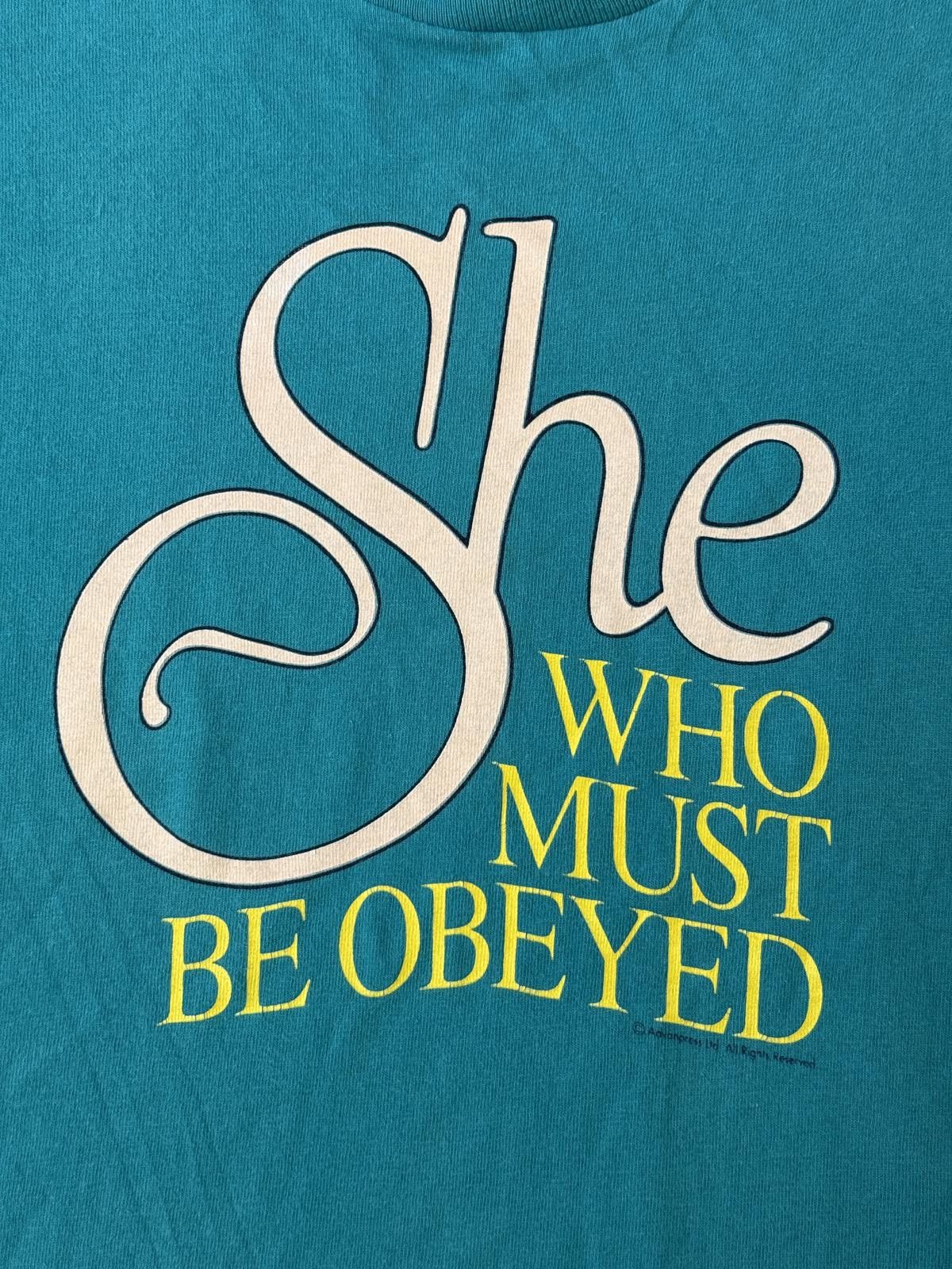 Fruit Of The Loom VTG She Who Must Be Obeyed T-shirt As Seen on Roseanne Tee L Size US L / EU 52-54 / 3 - 3 Thumbnail