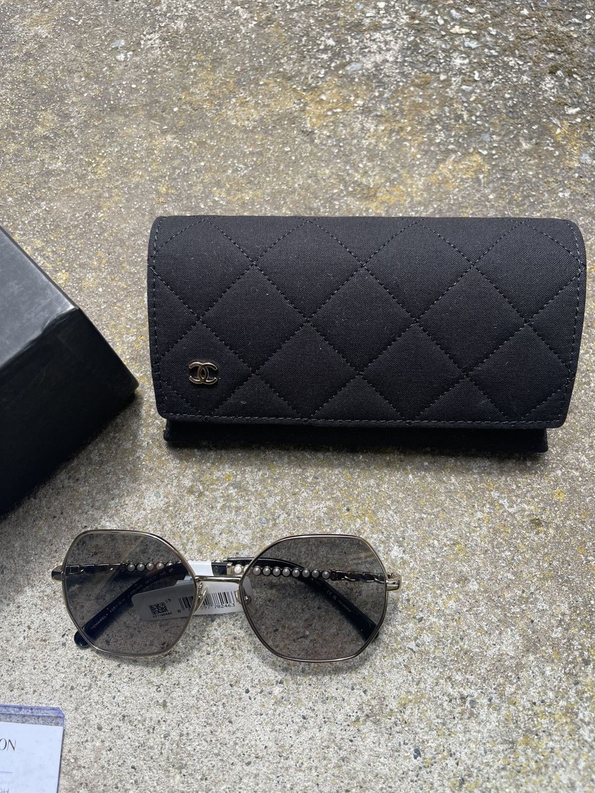 Chanel Bnib Chanel Square Sunglasses CH4281QH braided leather pearl Size ONE SIZE - 1 Thumbnail