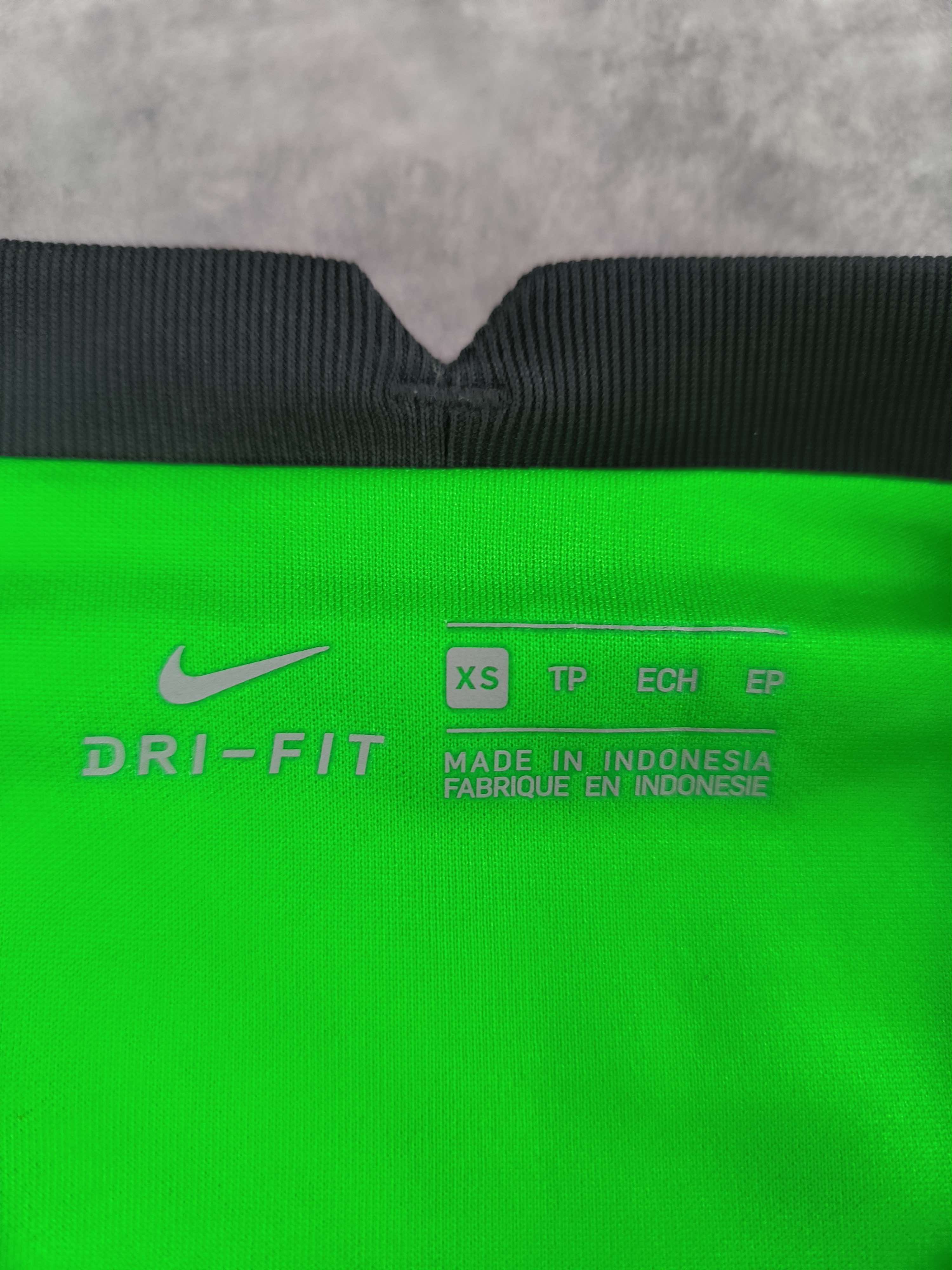 Nike Chelsea 2020-21 Nike goalkeeper football jersey size XS Size US XS / EU 42 / 0 - 4 Thumbnail