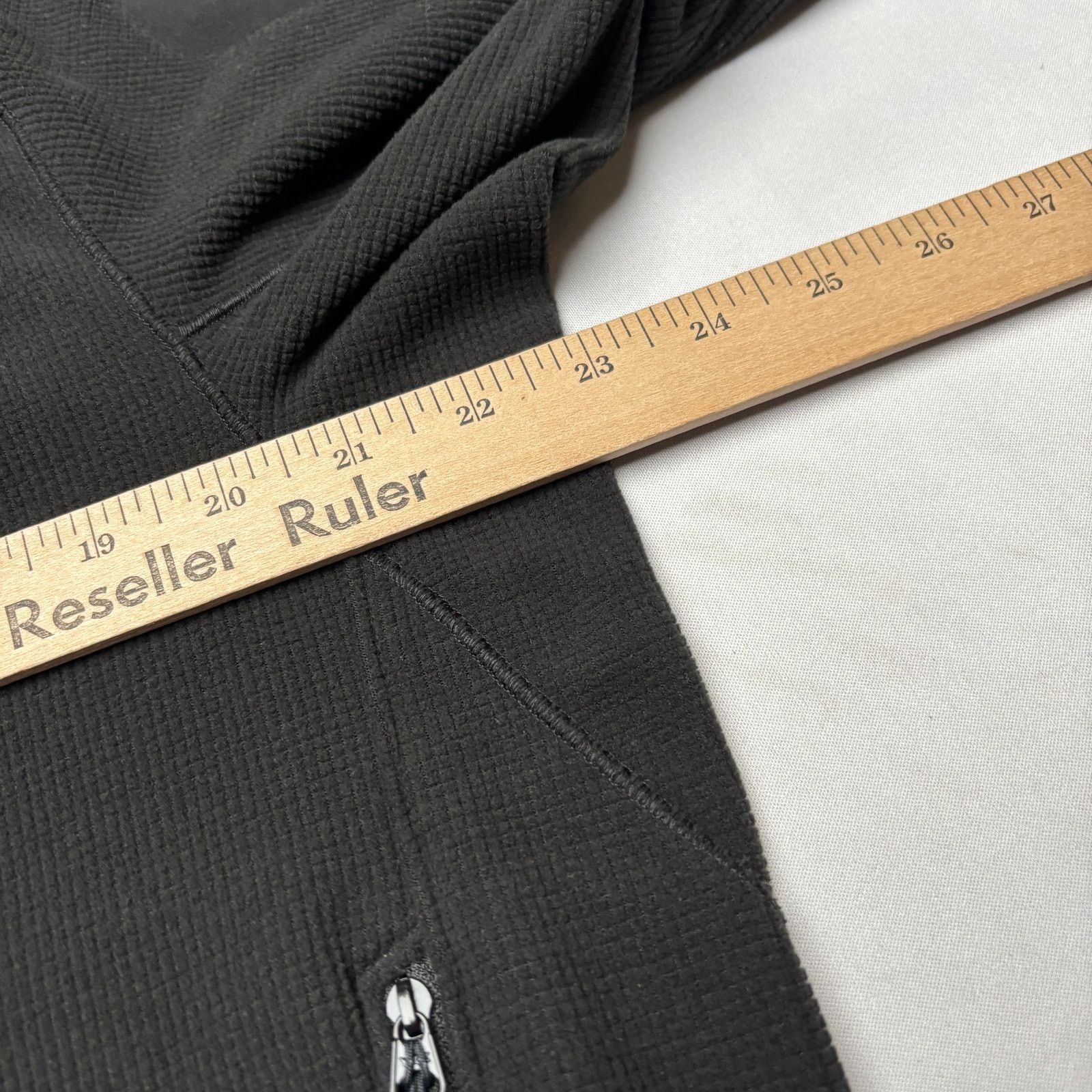 Arc'teryx Arc'teryx Haunting of Bly Manor Cast Crew Delta Lt Jacket Lg Size US L / EU 52-54 / 3 - 7 Thumbnail