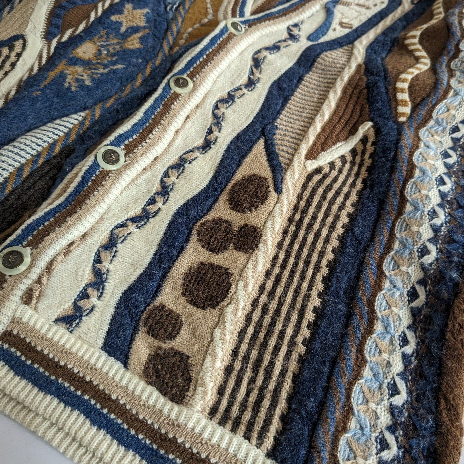 Other Vintage 90's coogi style 3D knit cardigan by Old Country Size US L / EU 52-54 / 3 - 4 Thumbnail