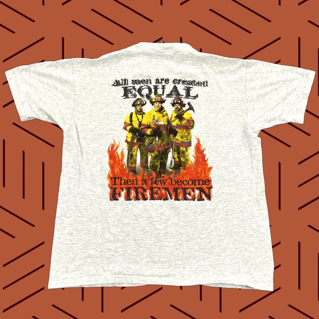 VINTAGE Big Johnson Firefighters T-Shirt Men Large Gray Graphic Flame Fire Service 90s USA