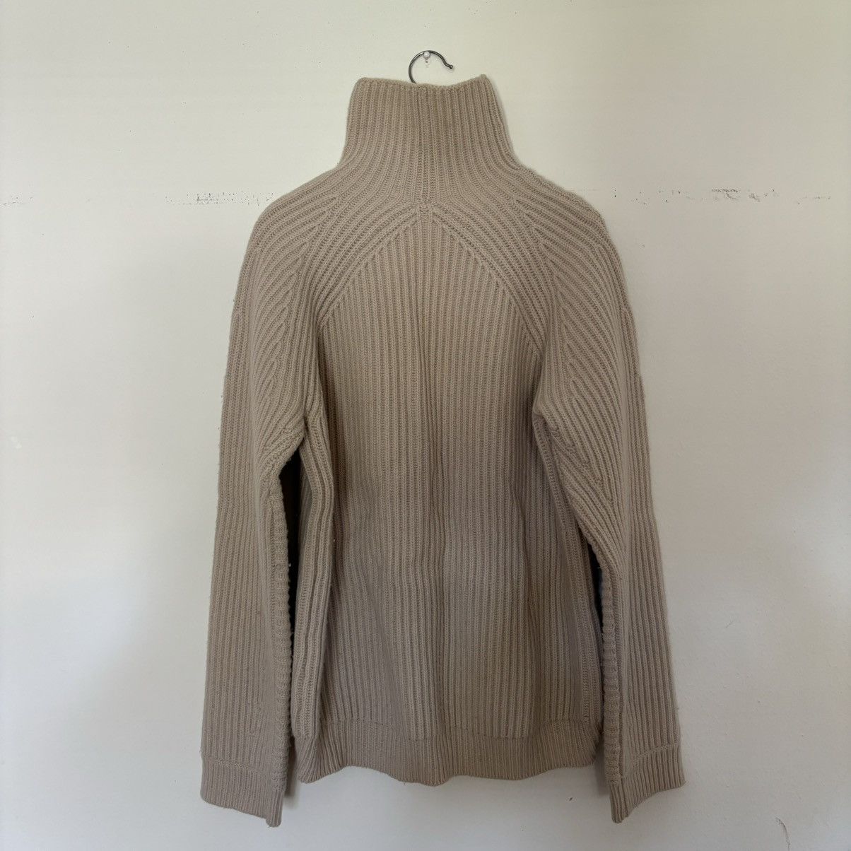 Acne Studios Acne Studios Beige Turtleneck Sweater Size US L / EU 52-54 / 3 - 3 Thumbnail