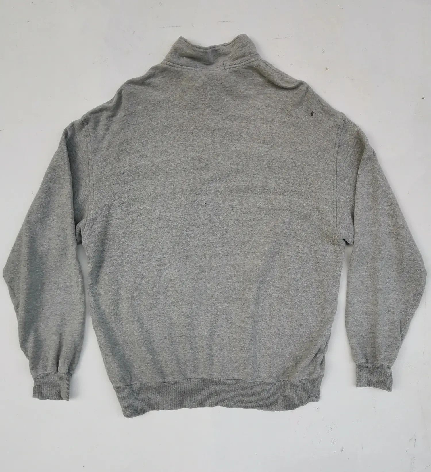 Fila Rare!!! Fila Small Logo Sweatshirts Size US XL / EU 56 / 4 - 2 Thumbnail