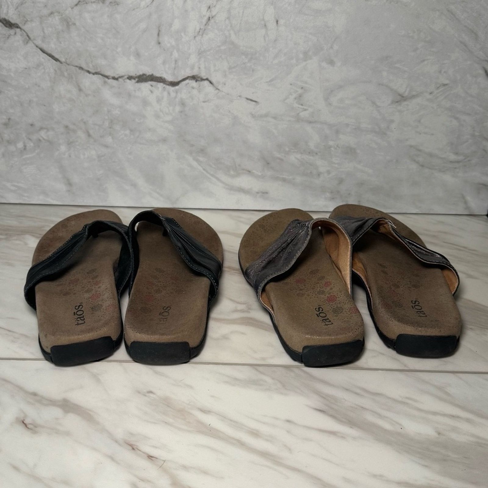 Taos Taos Gift 2 Sandals Black & Metallic Gray Women’s Size 6 Size US 6 / IT 36 - 2 Thumbnail