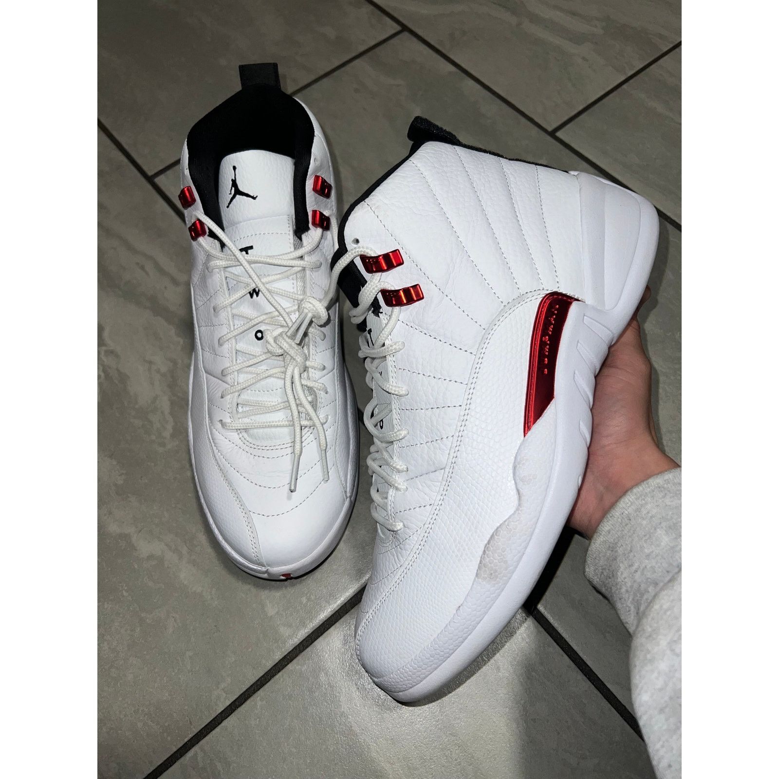 Nike Jordan 12 Retro Twist Size 11.5M Used Size US 11.5 / EU 44-45 - 1 Thumbnail