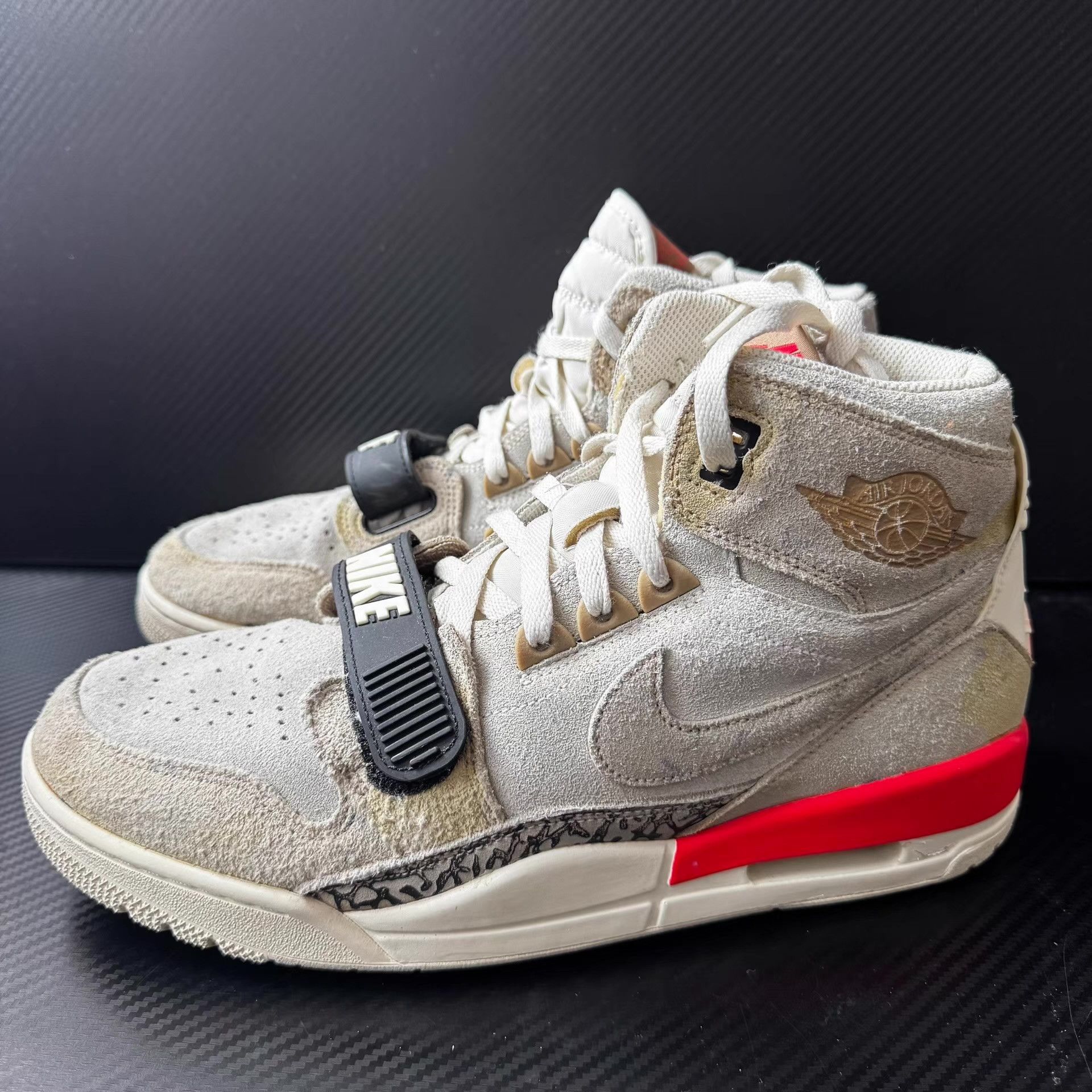 Nike Nike Jordan Legacy 312 Q11 Size US 10.5 / EU 43-44 - 1 Thumbnail