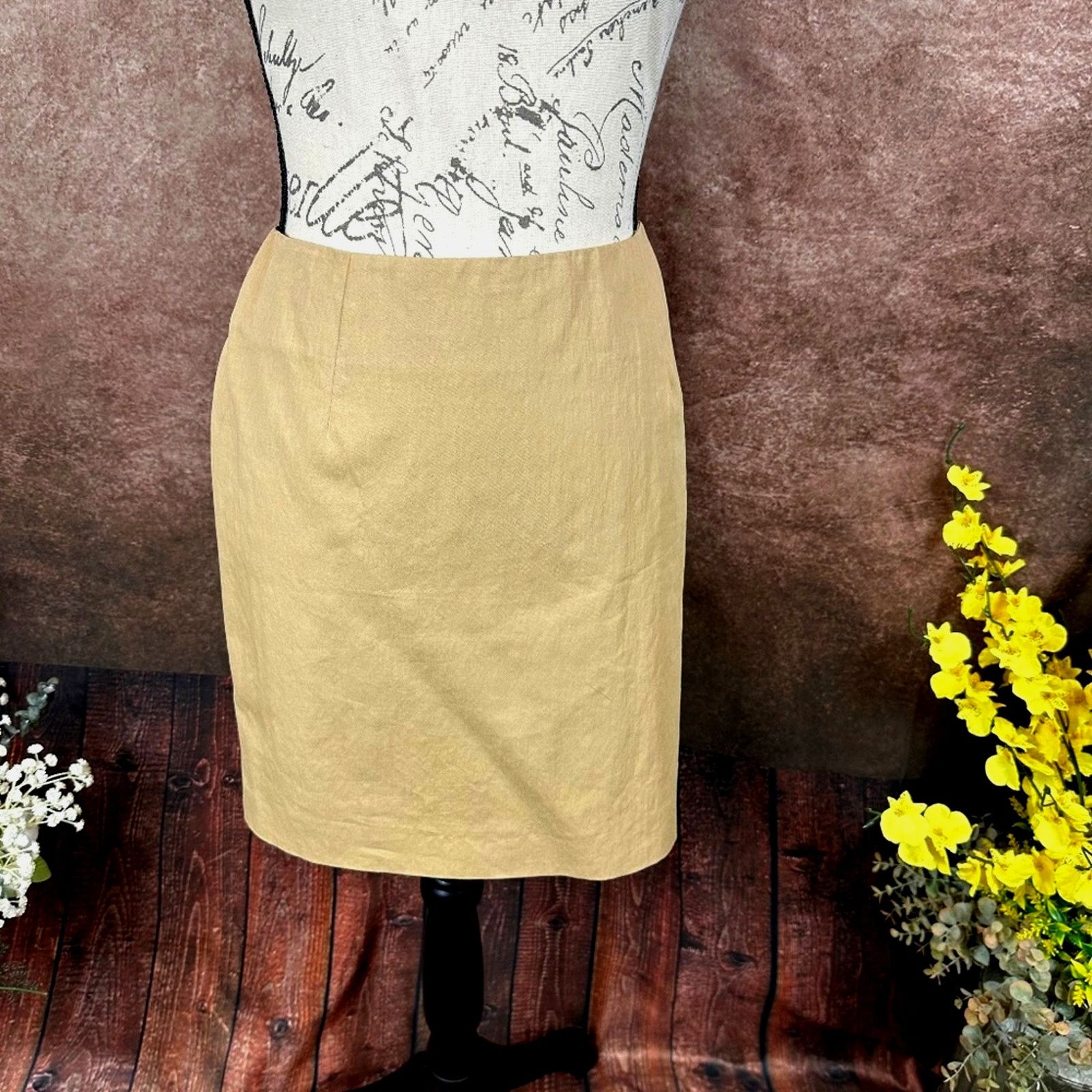Cedric Charlier Cedric Charlier Knee Length Pencil Skirt Tan Size 8 Size M / US 6-8 / IT 42-44 - 5 Thumbnail