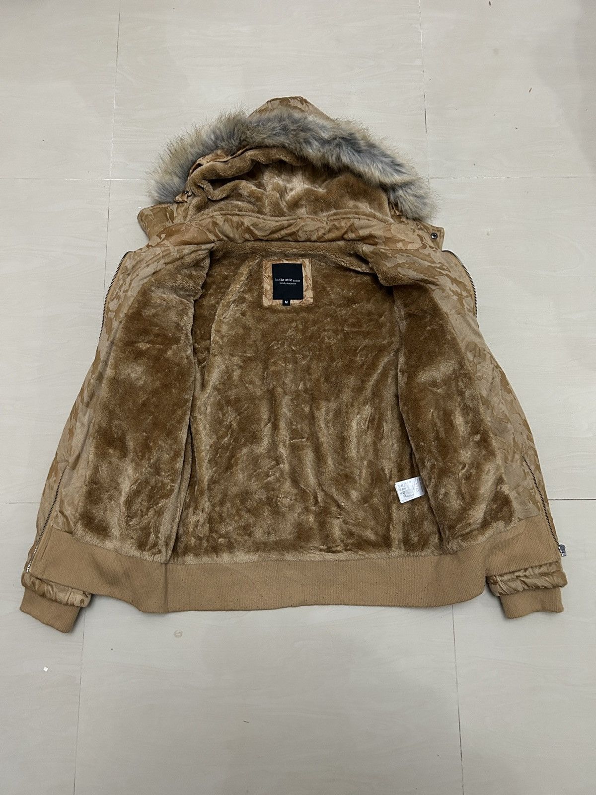 20471120 Rare🔥 Japanese 2000s In The Attic Fur Puffer Grunge Jacket Size US M / EU 48-50 / 2 - 3 Thumbnail