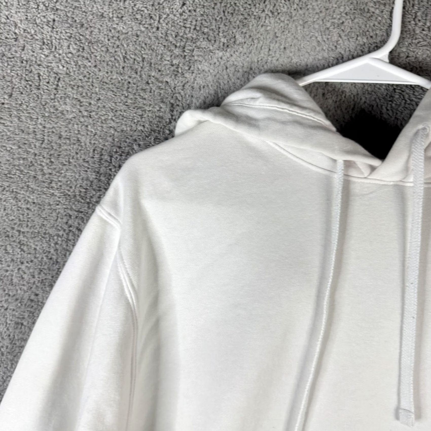 Nike Nike Hoodie Mens Large White Pullover Fleece Sweatshirt Swoosh Logo Embroidered Pockets Size US L / EU 52-54 / 3 - 5 Thumbnail