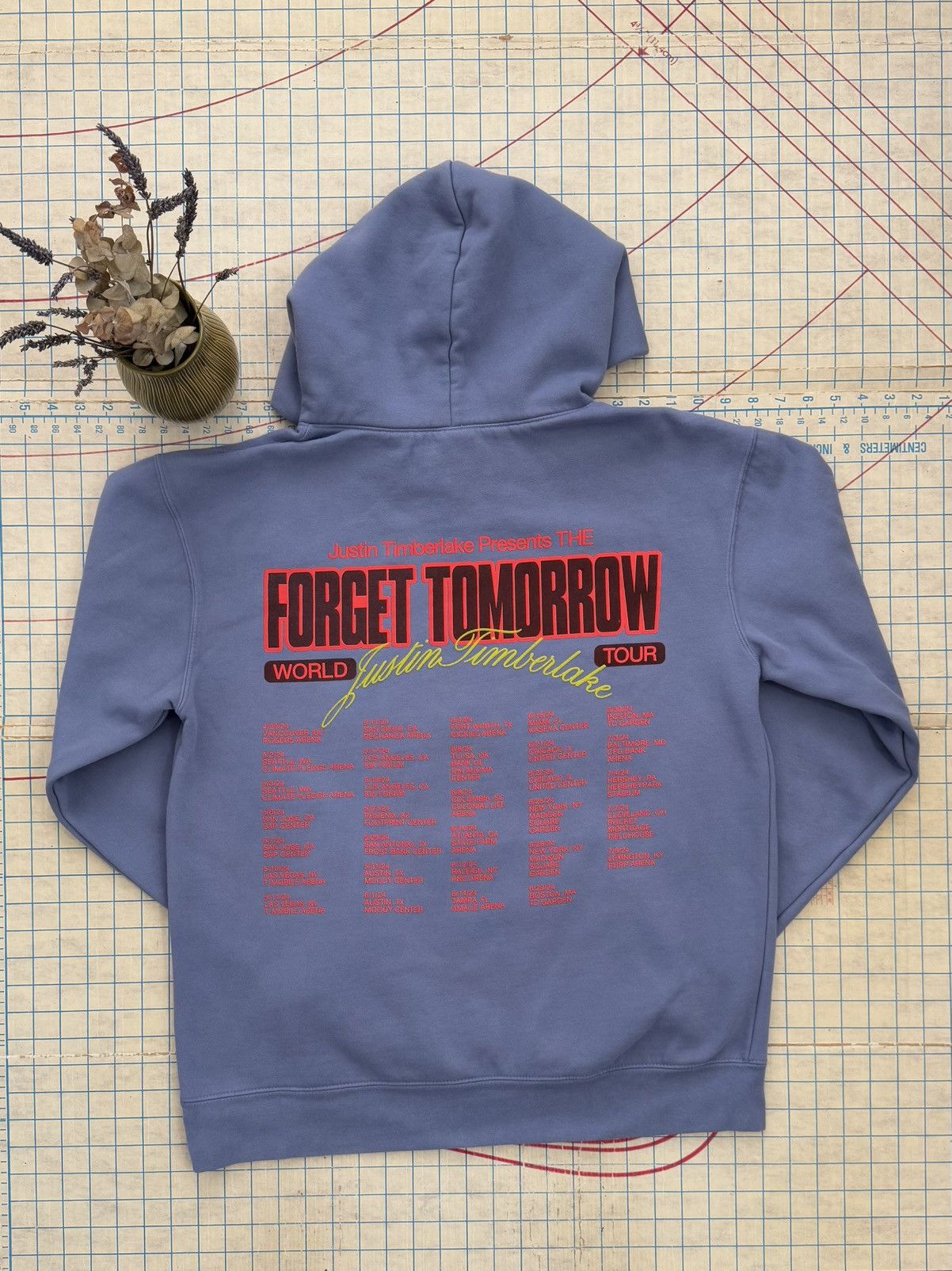 Band Tees Justin Timberlake The Forget Tomorrow World Tour Hoodie Med Size US M / EU 48-50 / 2 - 8 Thumbnail
