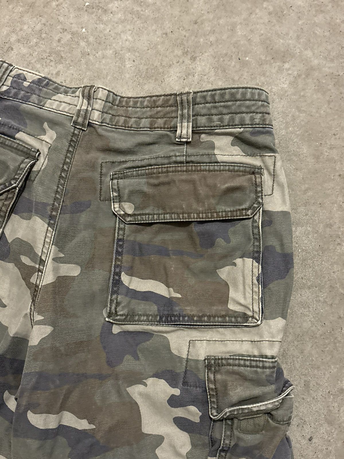 Redhead Vintage Y2K RedHead Men's Green Camo Denim Cargo Pants Size US 32 / EU 48 - 4 Thumbnail