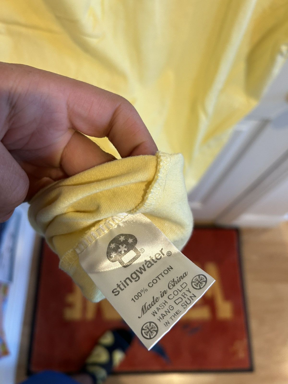 Stingwater Very Speshal Organic Strawberry T-Shirt Faded Yellow Size US XL / EU 56 / 4 - 5 Thumbnail