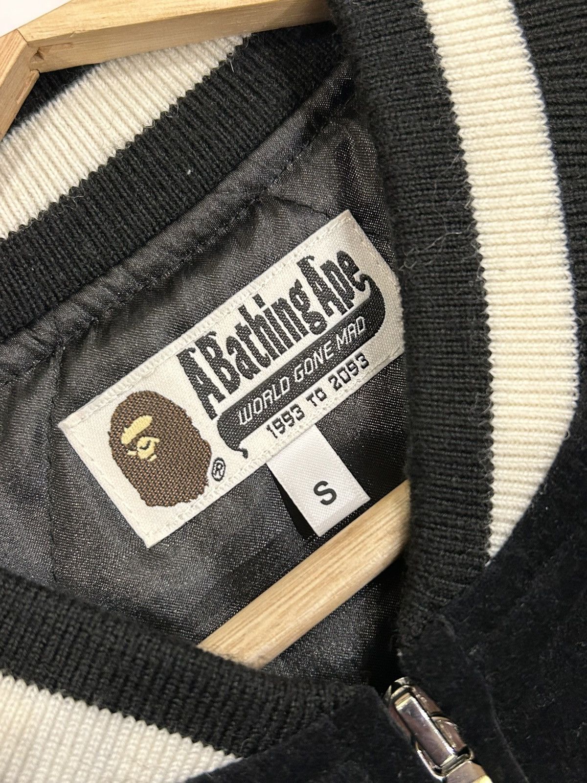 Bape Bale Velour Souvenir Jacket Size US S / EU 44-46 / 1 - 3 Thumbnail