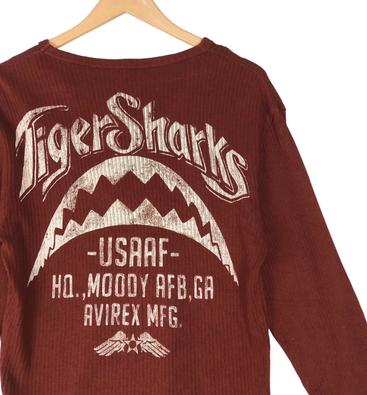 Avirex × Japanese Brand Avirex Tiger Sharks Stretch Cotton Longsleeve T Shirt Size US M / EU 48-50 / 2 - 3 Thumbnail