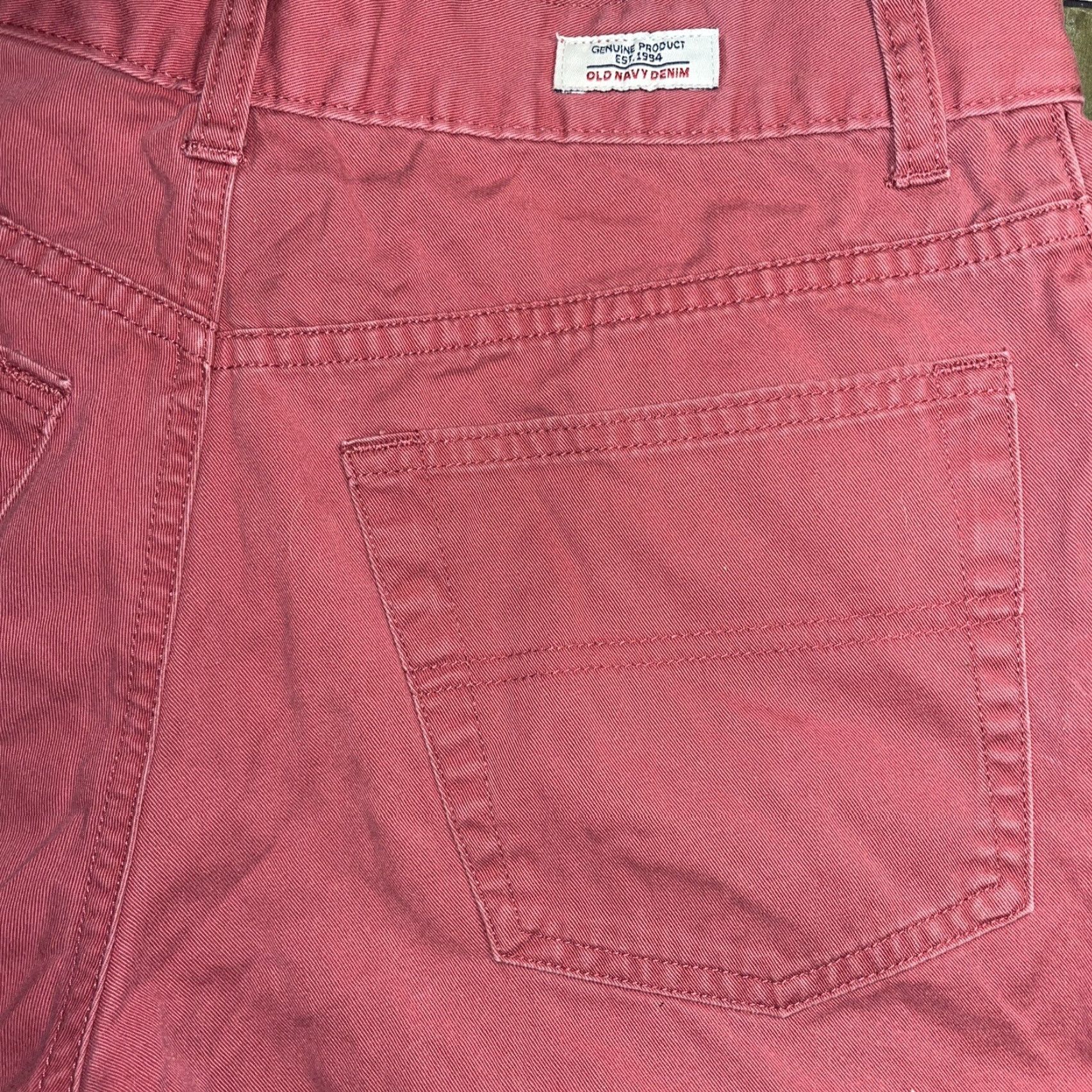 Old Navy Old Navy Women's Cotton Shorts Size 6 Red Denim Chino Casual Summer Spring Fall Size 28" / US 6 / IT 42 - 7 Thumbnail