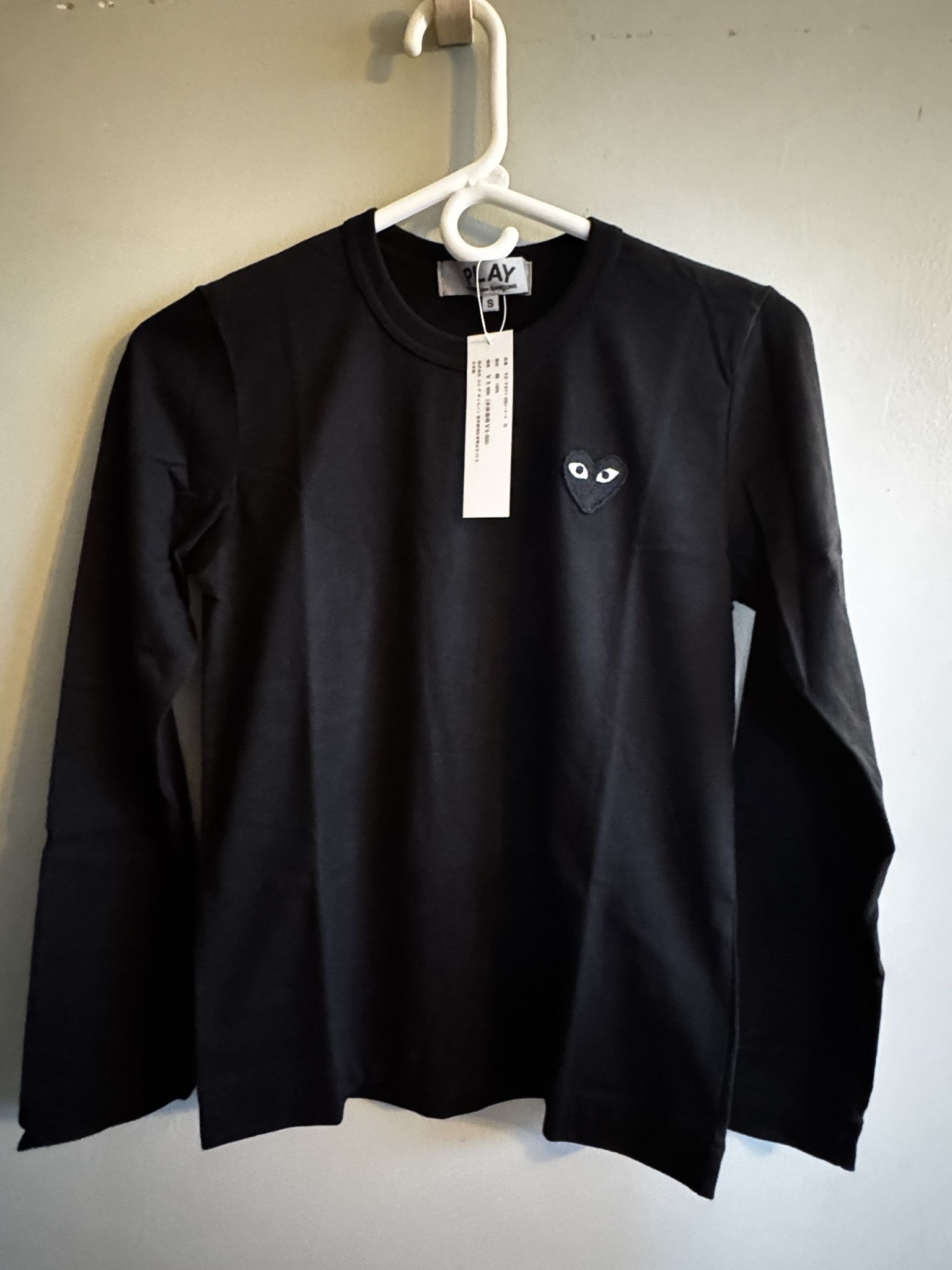 Comme des Garcons PLAY Graphic Heart Long-Sleeve Tee Size US S / EU 44-46 / 1 - 3 Thumbnail
