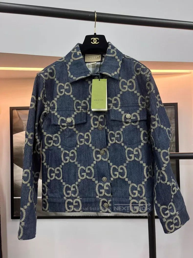 Gucci Gucci Large logo denim jacket Size XS / US 0-2 / IT 36-38 - 1 Thumbnail