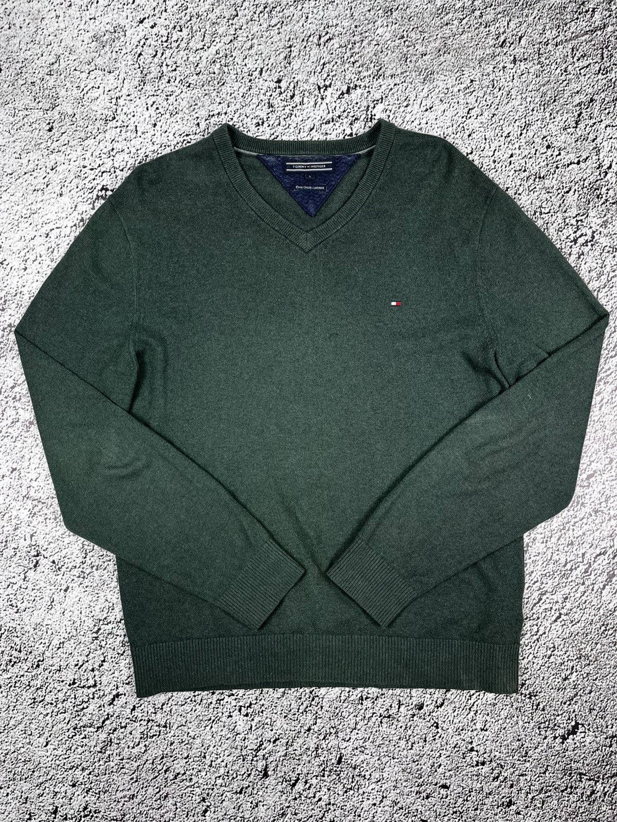 Tommy Hilfiger Vintage Y2K Tommy Hilfiger old money cashmere sweater size L Size US L / EU 52-54 / 3 - 2 Thumbnail
