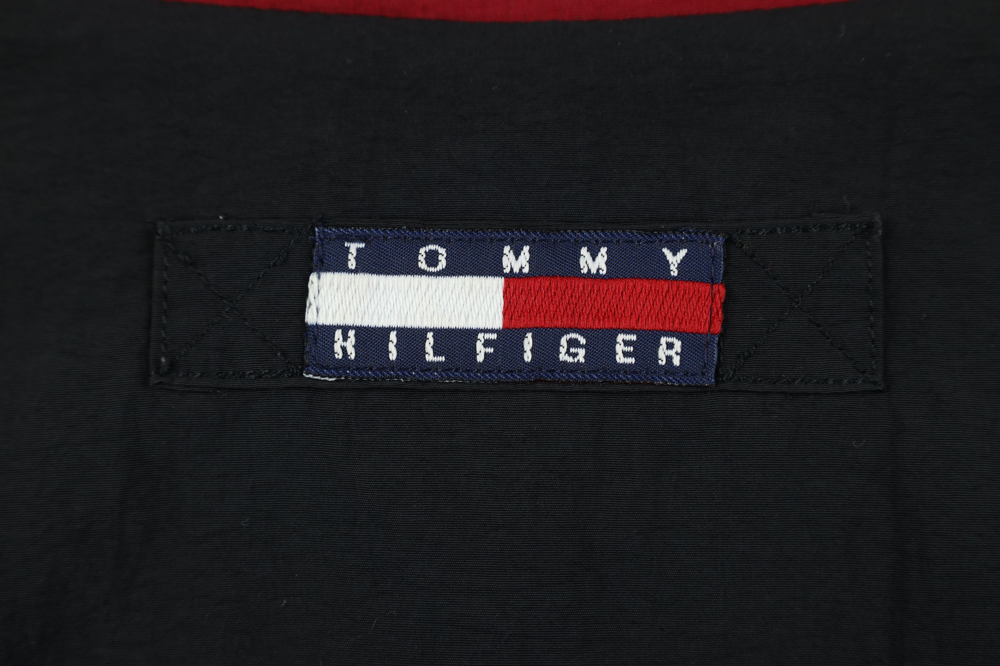 Tommy Hilfiger Vintage 90s Tommy Hilfiger Block Fleece Lined Vest Jacket Size US S / EU 44-46 / 1 - 10 Thumbnail