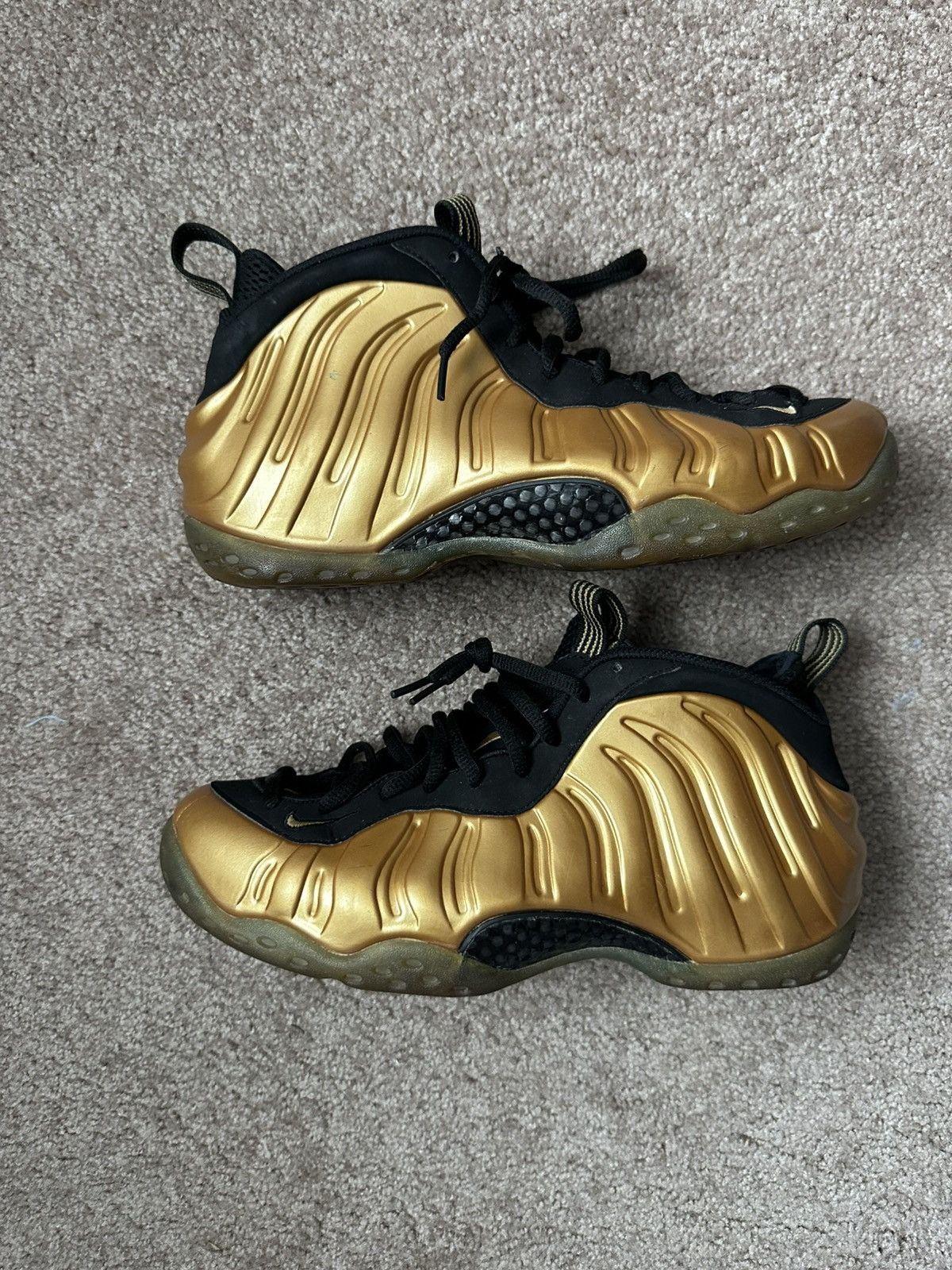Nike Nike foamposite gold Size US 10 / EU 43 - 2 Thumbnail