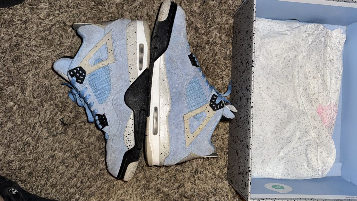 Jordan Brand Jordan 4 UNC size 10.5 Size US 10.5 / EU 43-44 - 2 Thumbnail