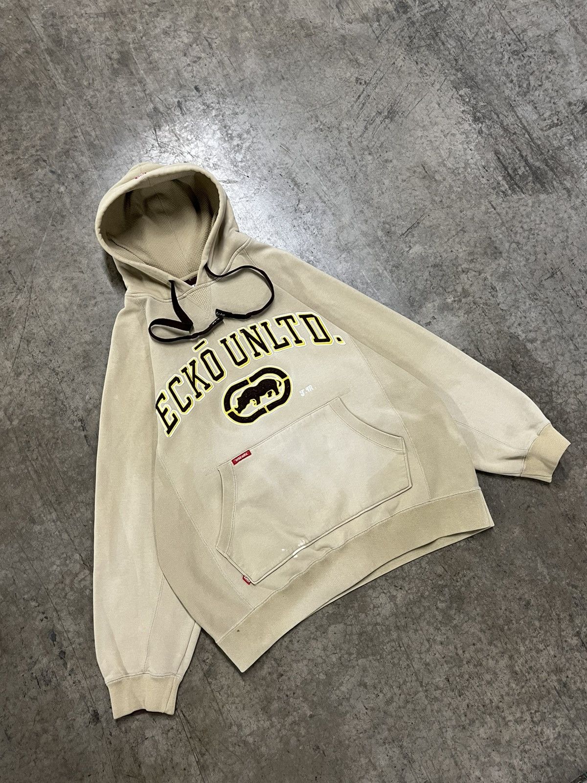 Ecko Unltd. × Vintage Ecko utld y2k sun faded boxy fit cream hoodie skater hip hop Size US M / EU 48-50 / 2 - 3 Thumbnail