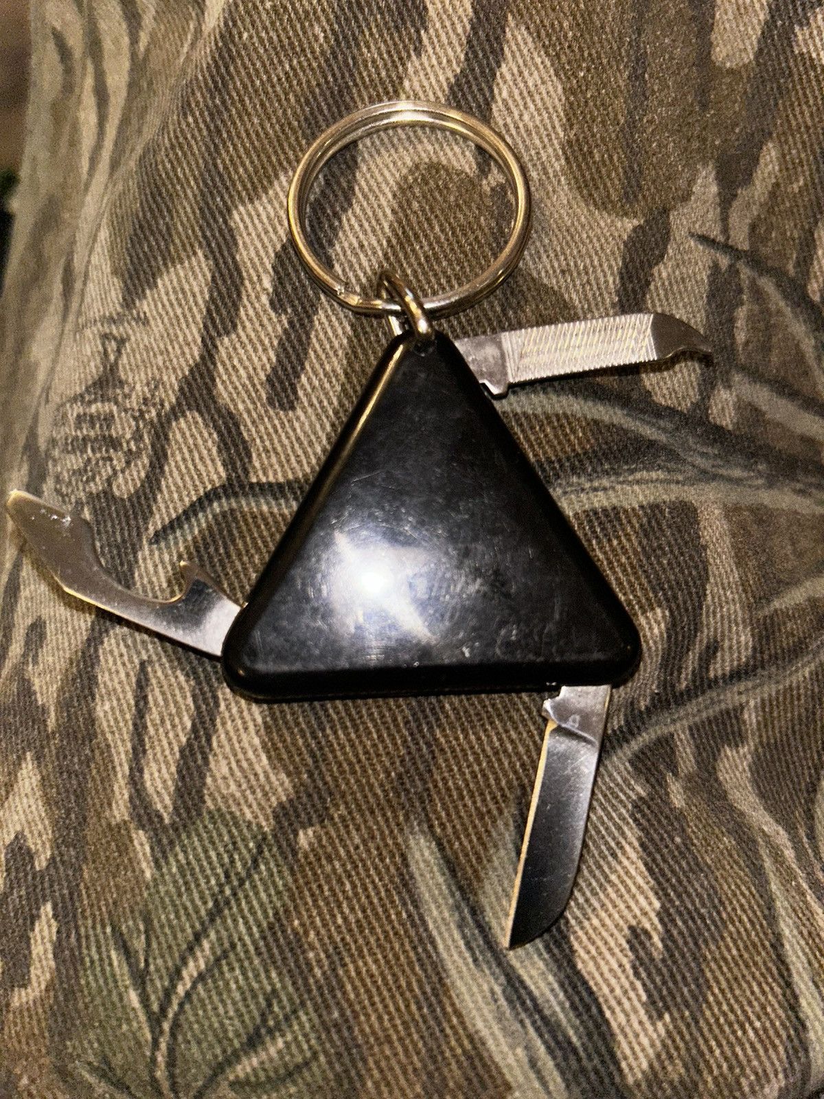 Alien Workshop AW Tri tool OG logo keychain Size ONE SIZE - 2 Thumbnail