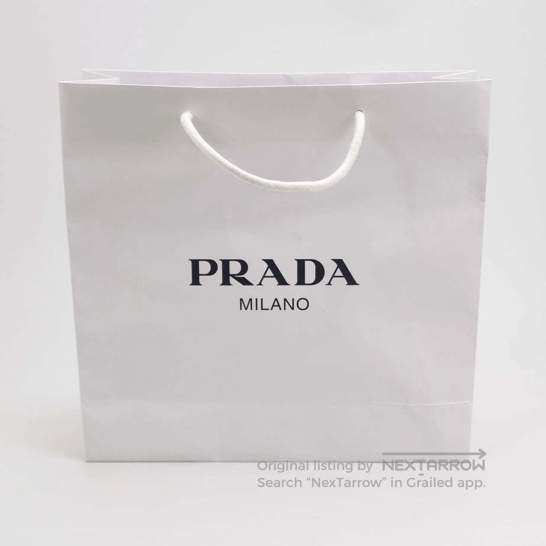 Prada Prada Logo Detail Navy Mini Skirt 0089. Size 37" - 3 Thumbnail